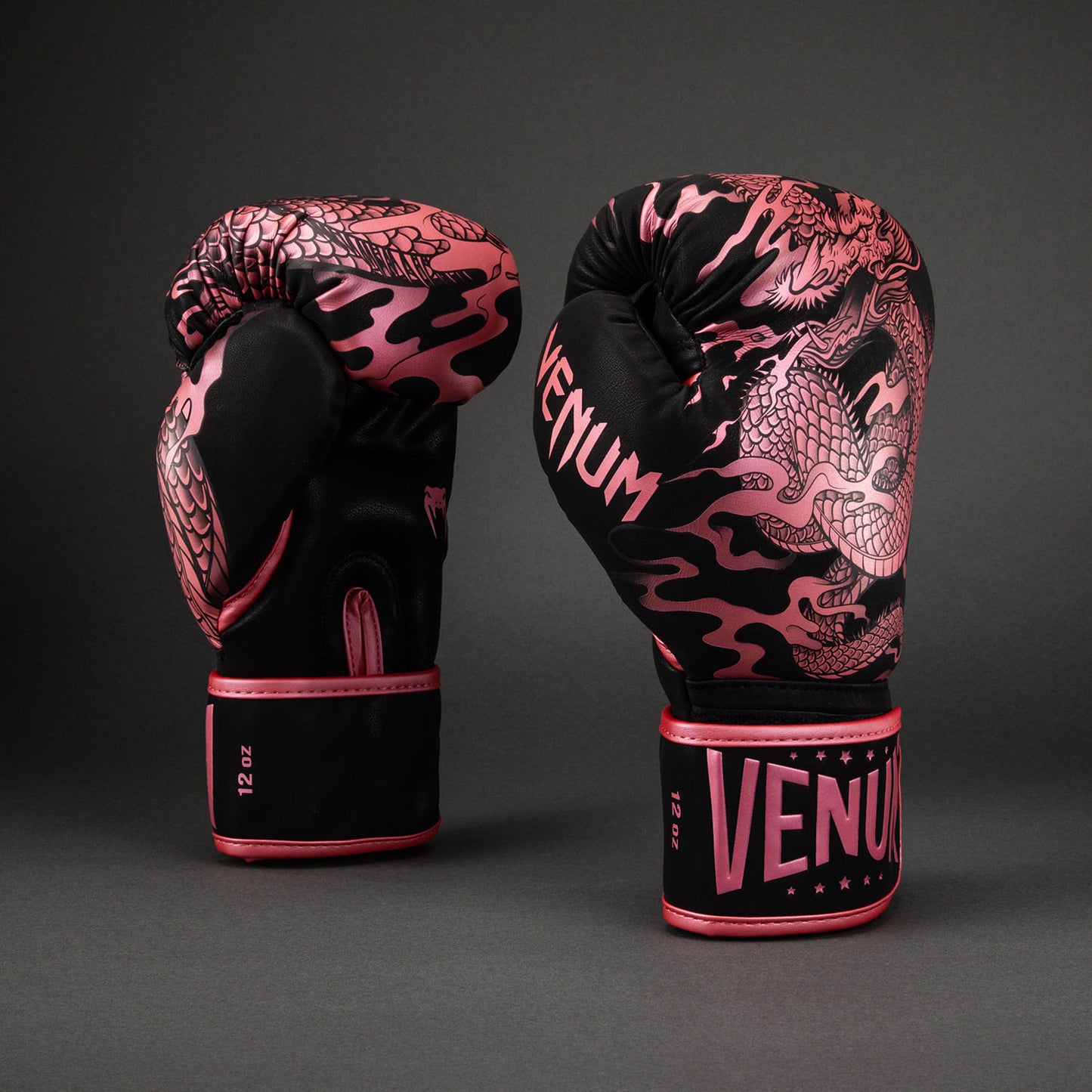 Guantes de boxeo Venum Dragon's Flight - Negro / Rosa metalizado