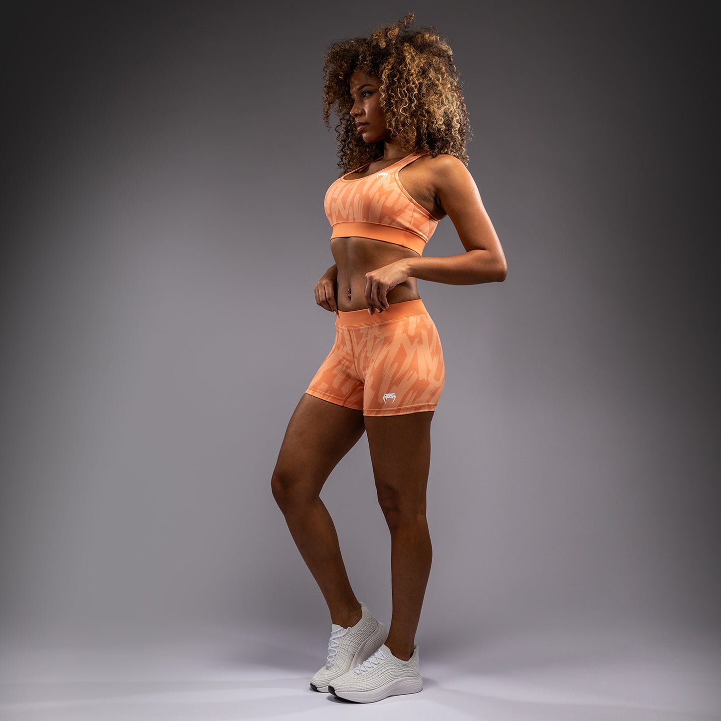 Venum Graffiti Shorts de Compresión para Mujer - Albaricoque Terciopelo