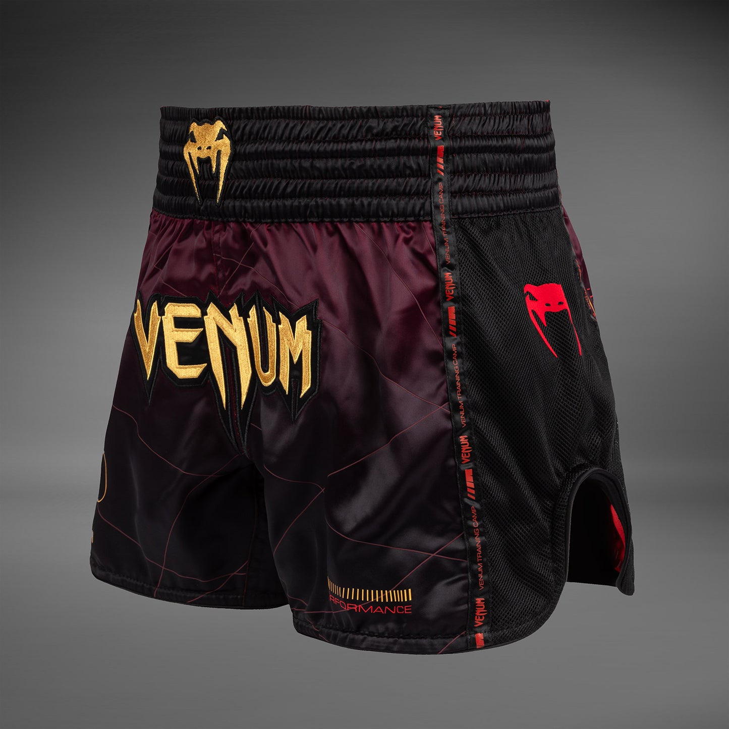 Venum Tactical XT Pantalones Cortos de Muay Thai - Negro/Burdeos/Oro
