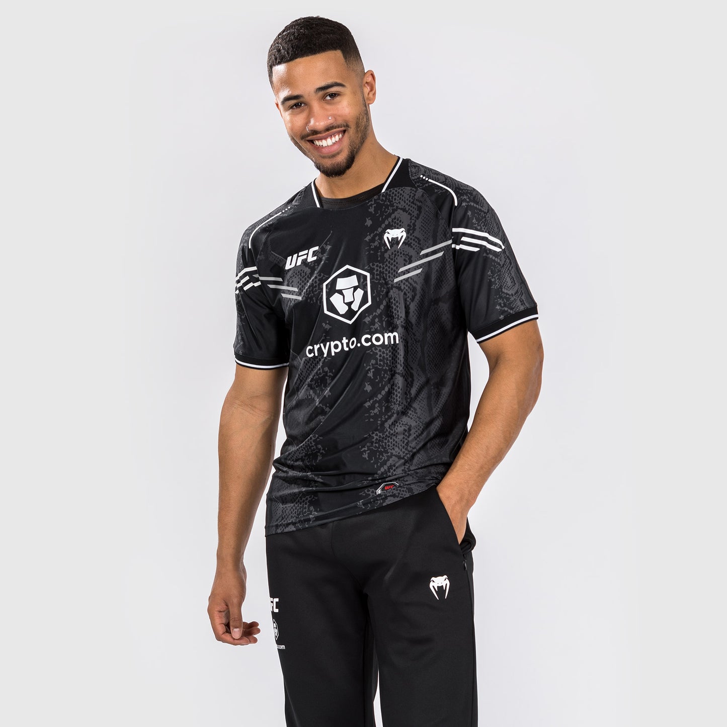 UFC Adrenaline by Venum Authentic Fight Night Camiseta Jersey para Hombre - Negro