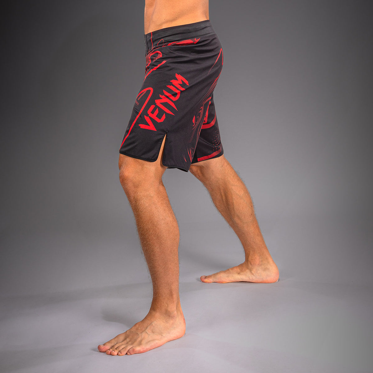 Venum Crimson Viper 2.0 Fightshorts - Negro/Rojo