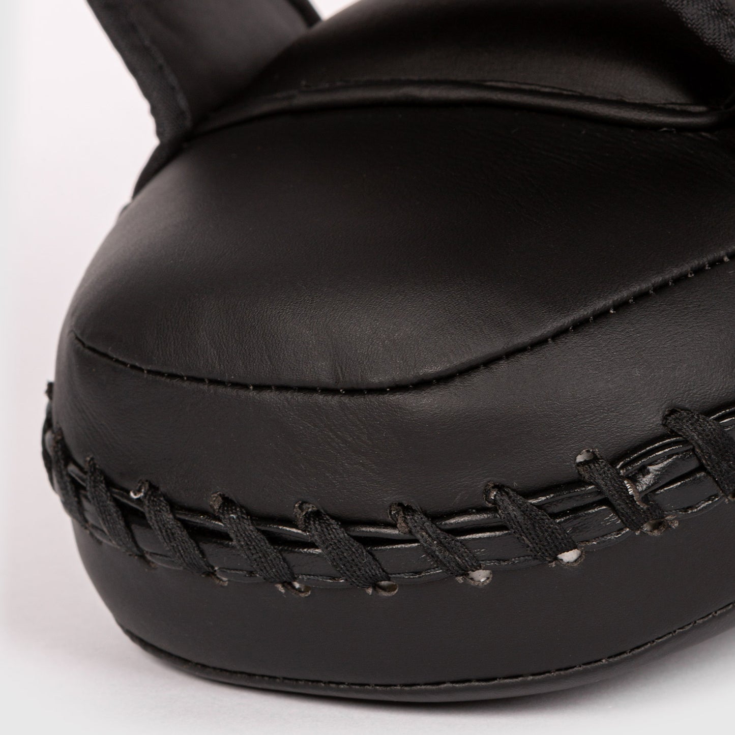 Venum Kick Boxing Gear 2.0 Micro Fibra Paos Pequeños - Negro/Blanco