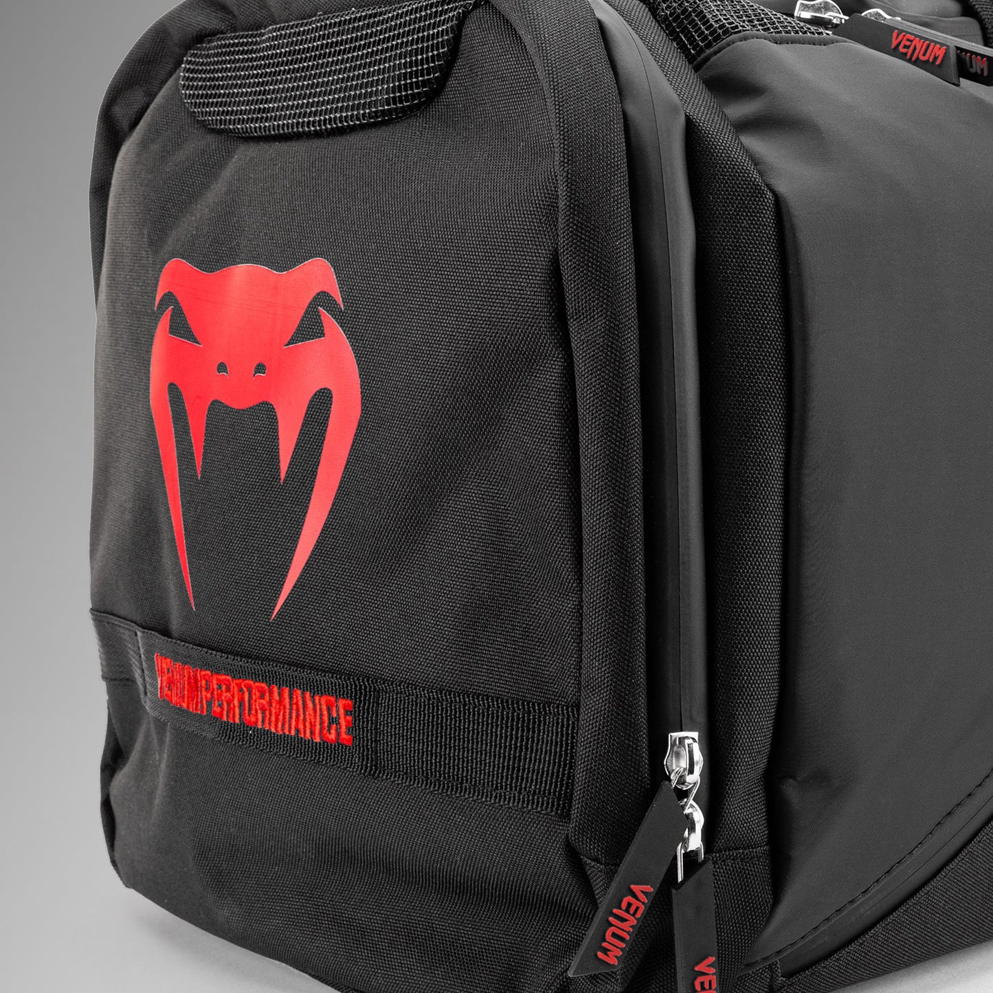 Venum Trainer Lite Evo Bolsa de deporte (48L) – Negro/Rojo