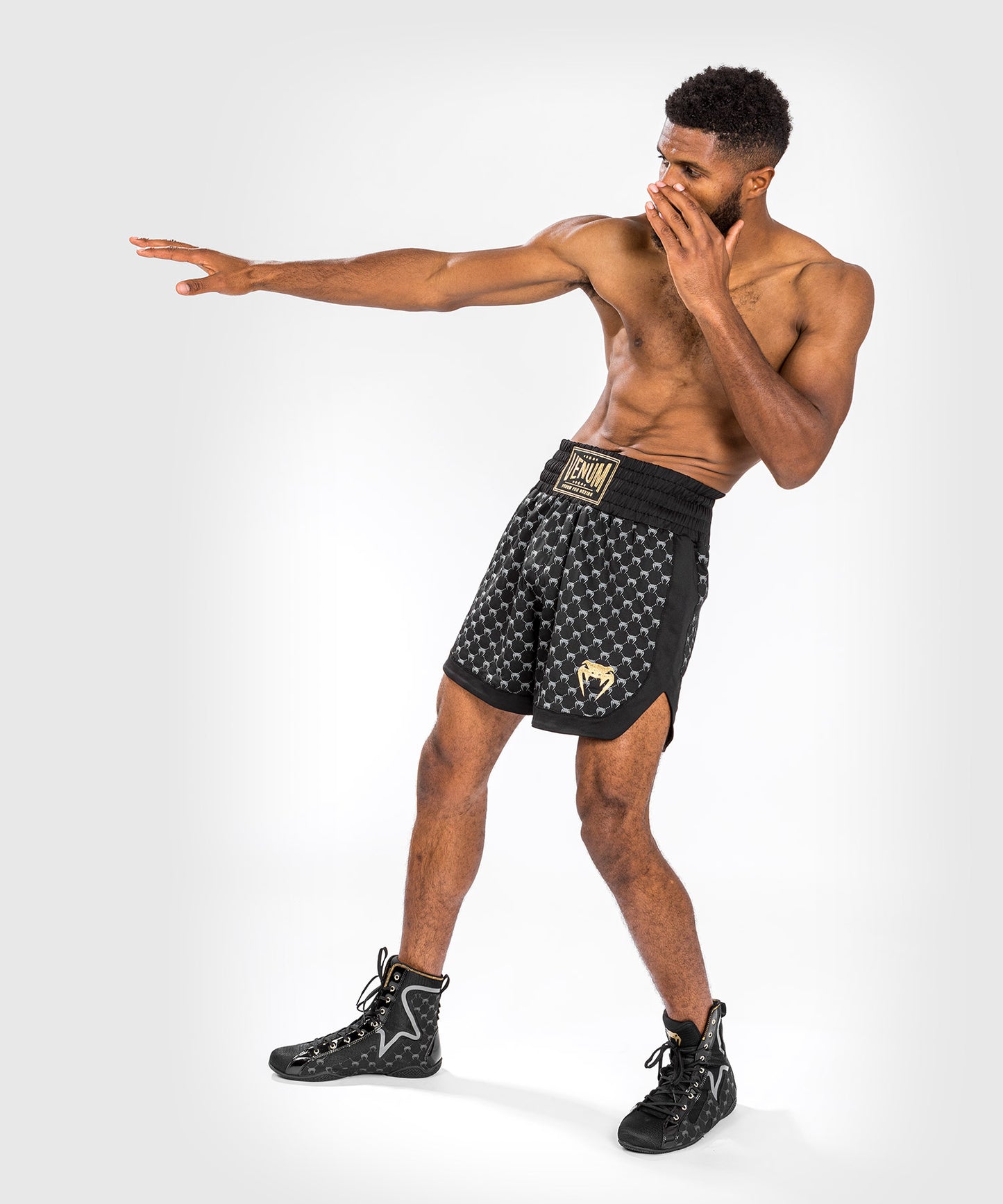 Shorts de Boxeo Venum Monogram - Negro