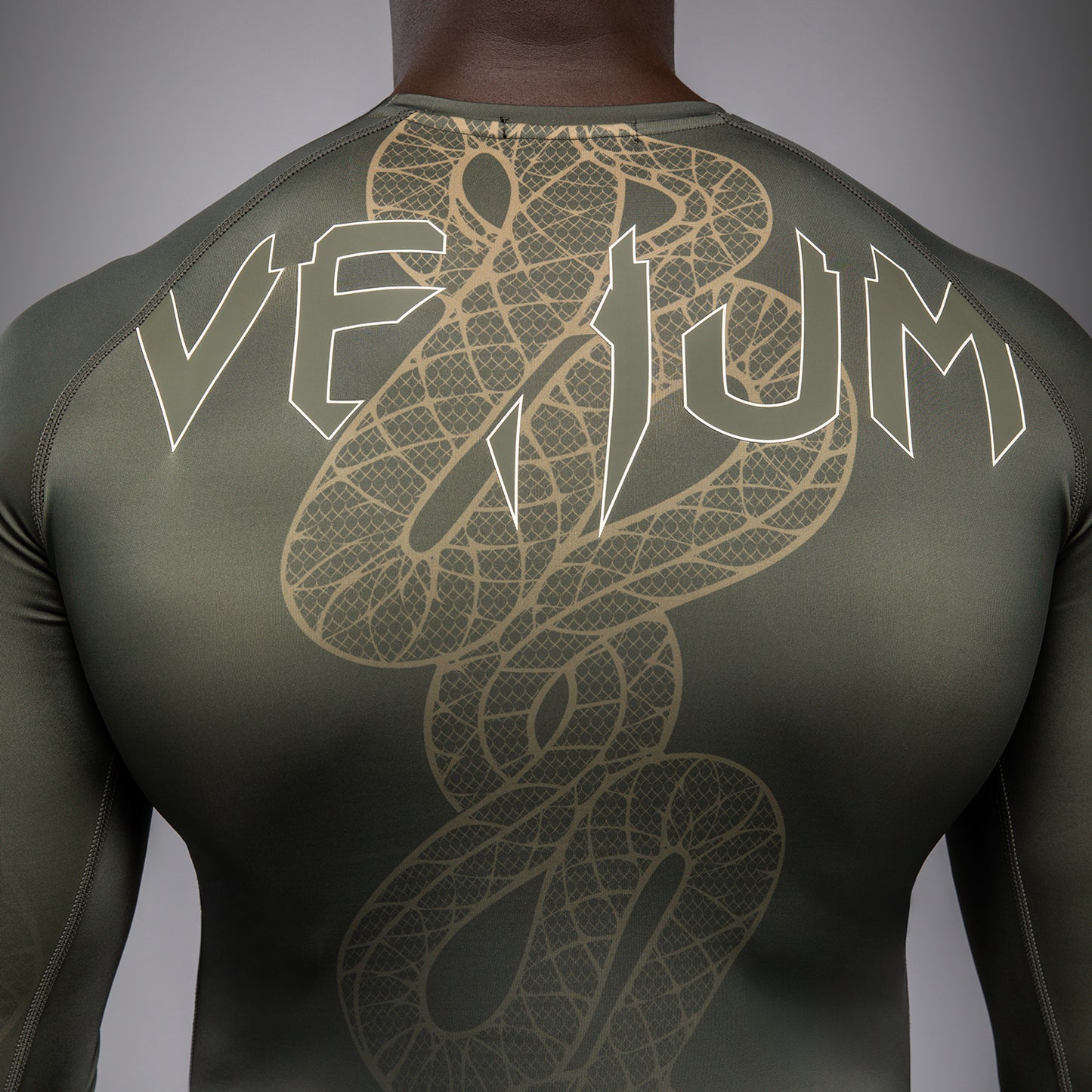 Venum Serpenti Rashguard de Manga Larga – Caqui/Bronce/Marfil