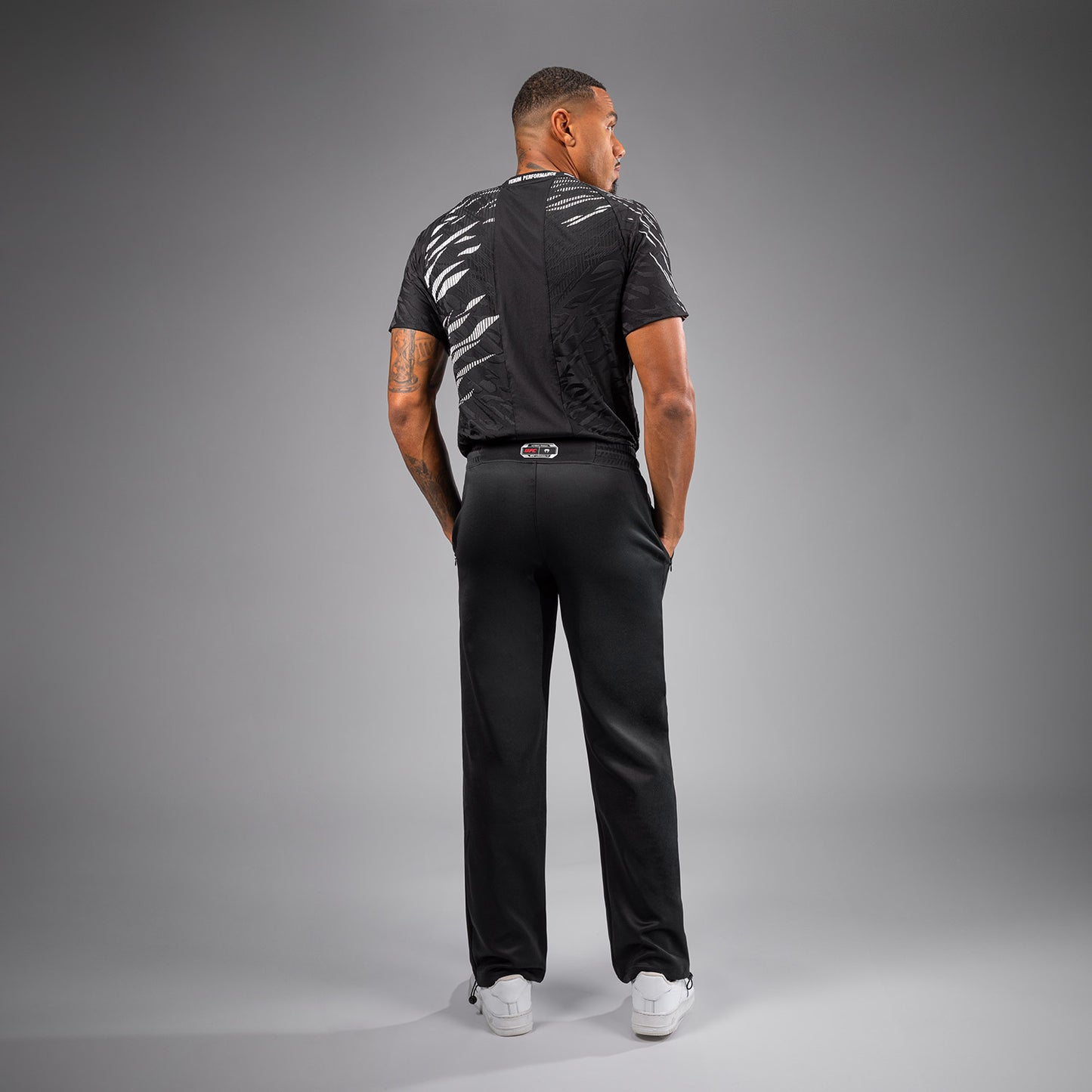 UFC Fusion by Venum Authentic Fight Night Pantalón de Pierna Recta para Hombre - Negro