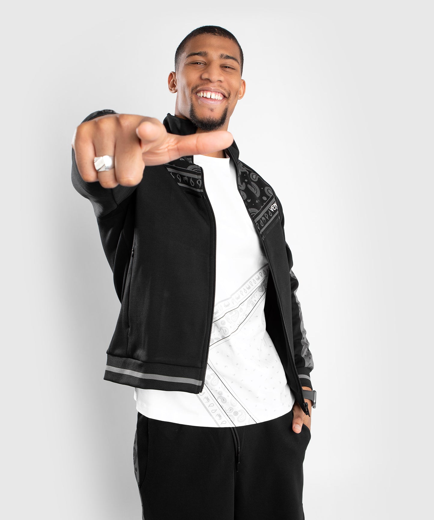 Chaqueta de chándal Venum Cali 34 -  Oversize- Negro