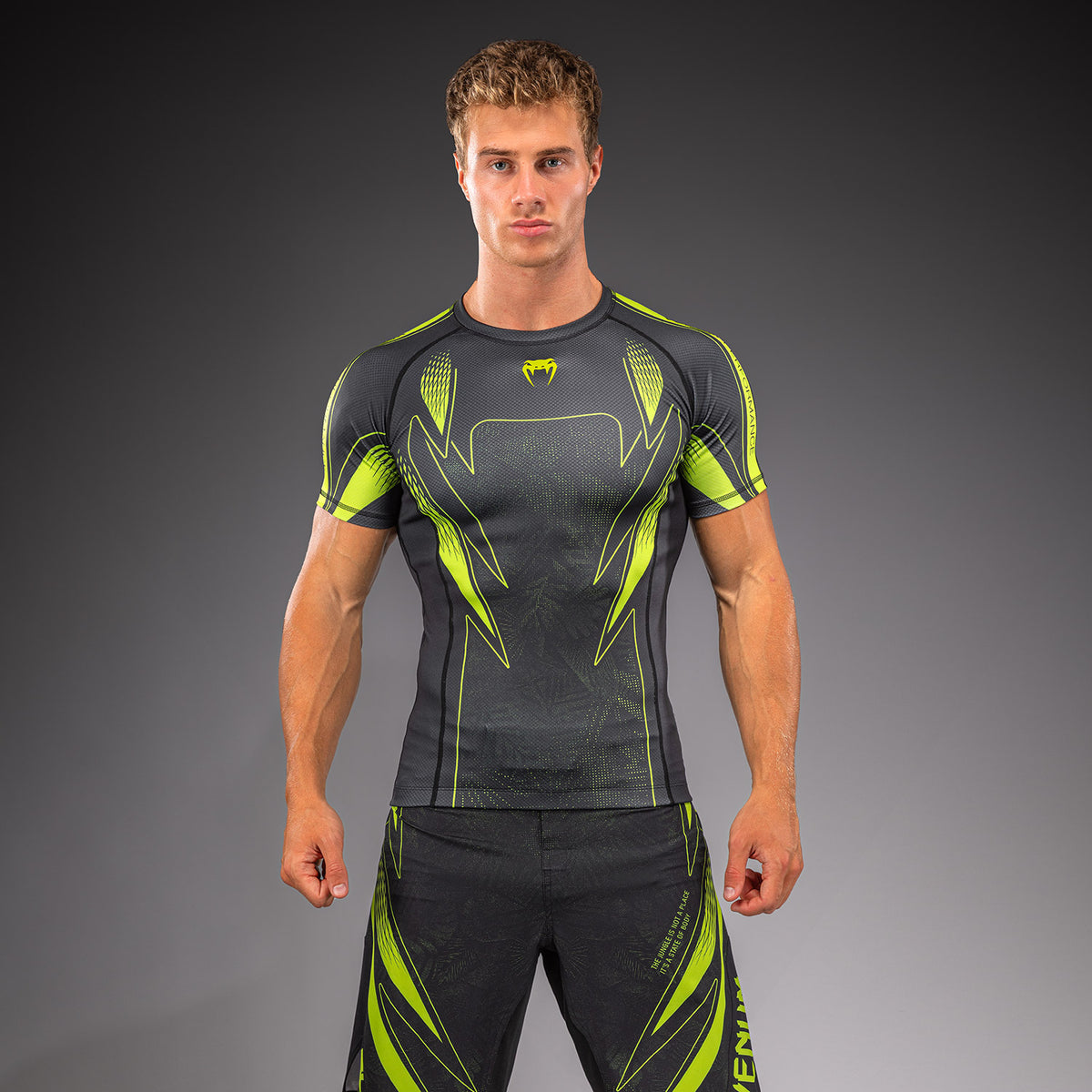 Venum Amazonia Reborn Camiseta de compresión de manga corta - Negro/Verde