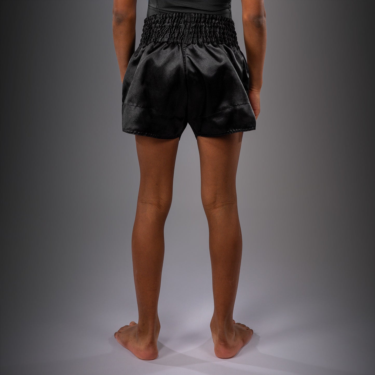 Venum Classic Short de Muay Thai para niños – Negro/Oro