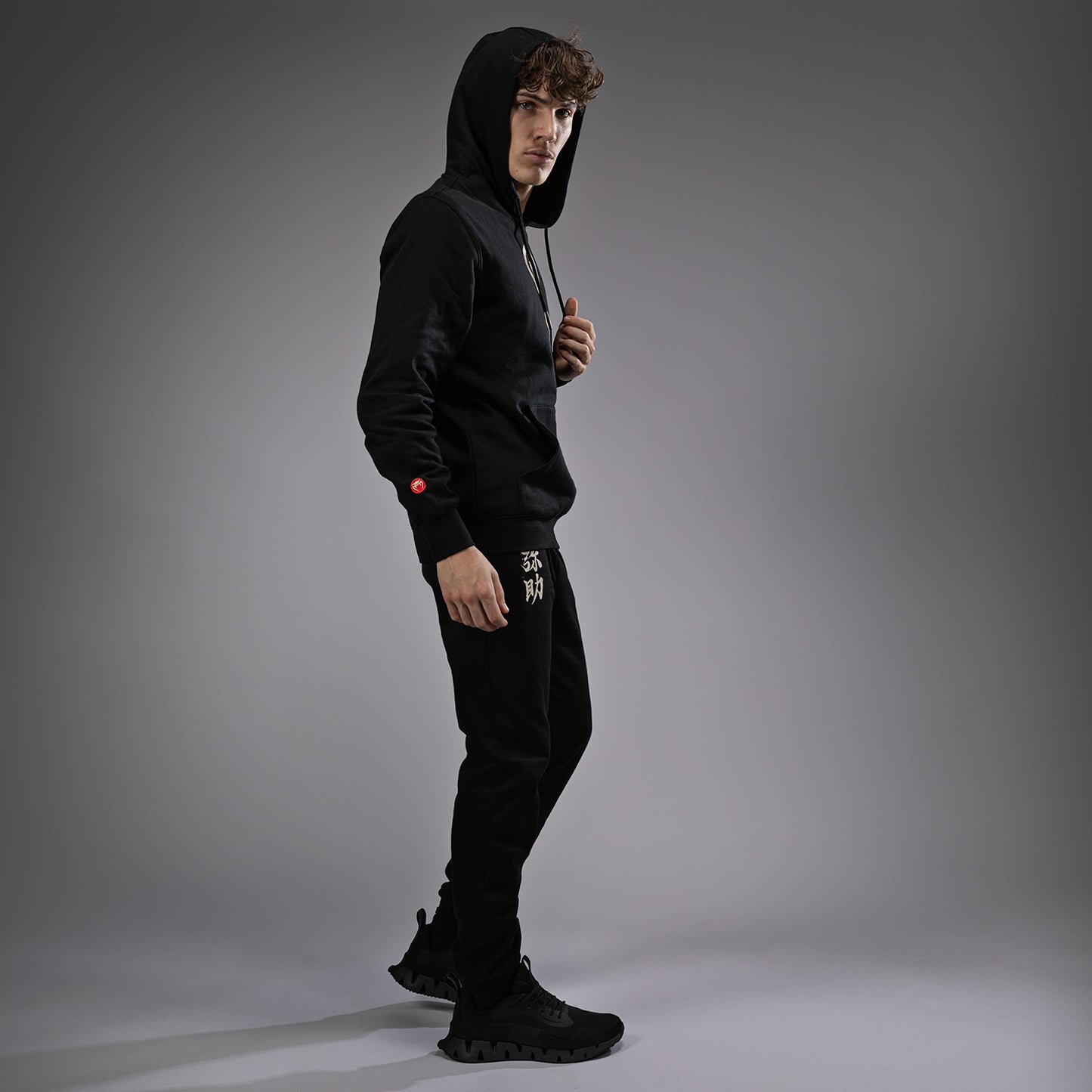 Venum x Assassin’s Creed Shadows Sudadera con capucha - Negra