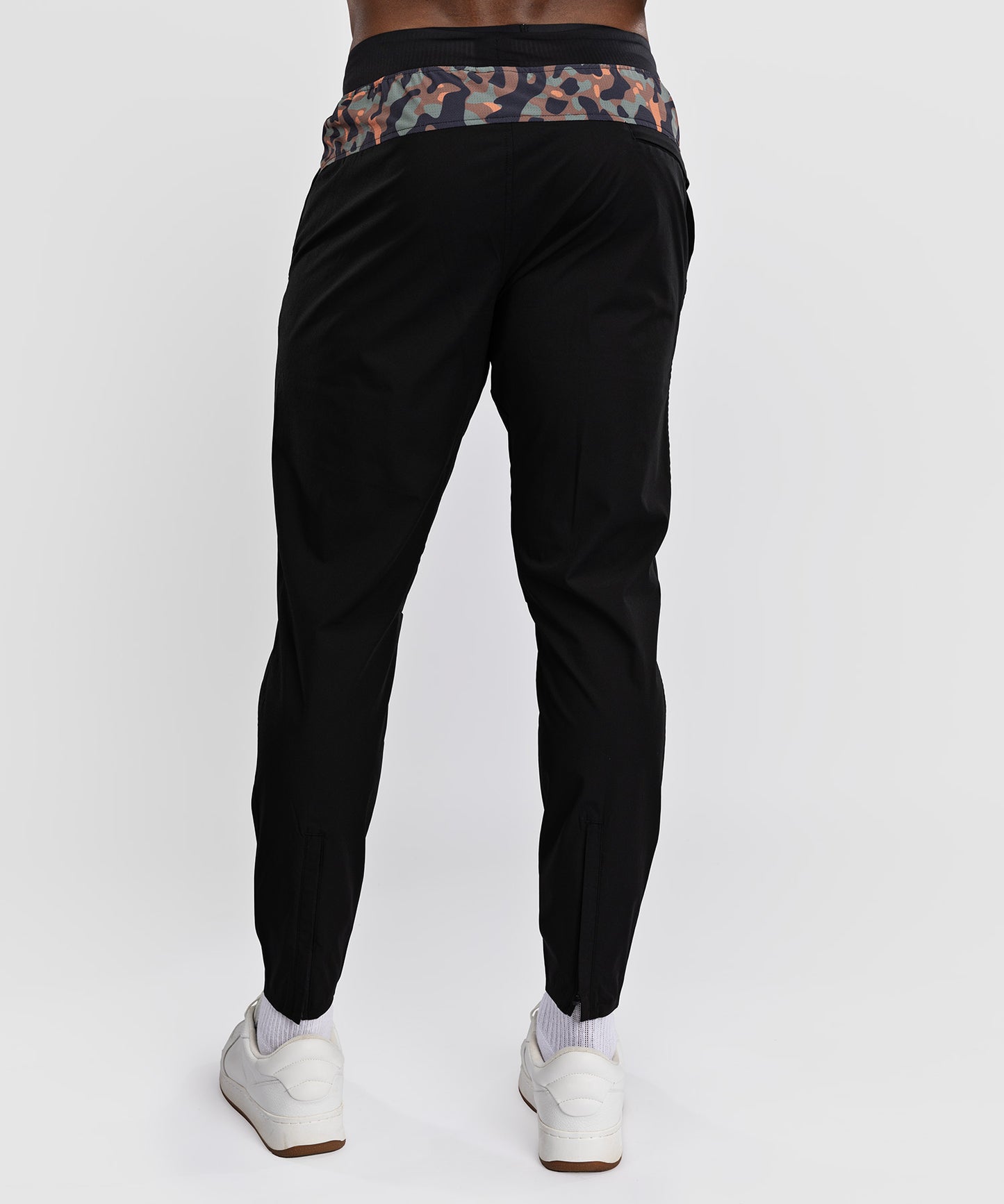 Venum Jungle Ops Joggers para hombre - Negro/Camuflaje cañón