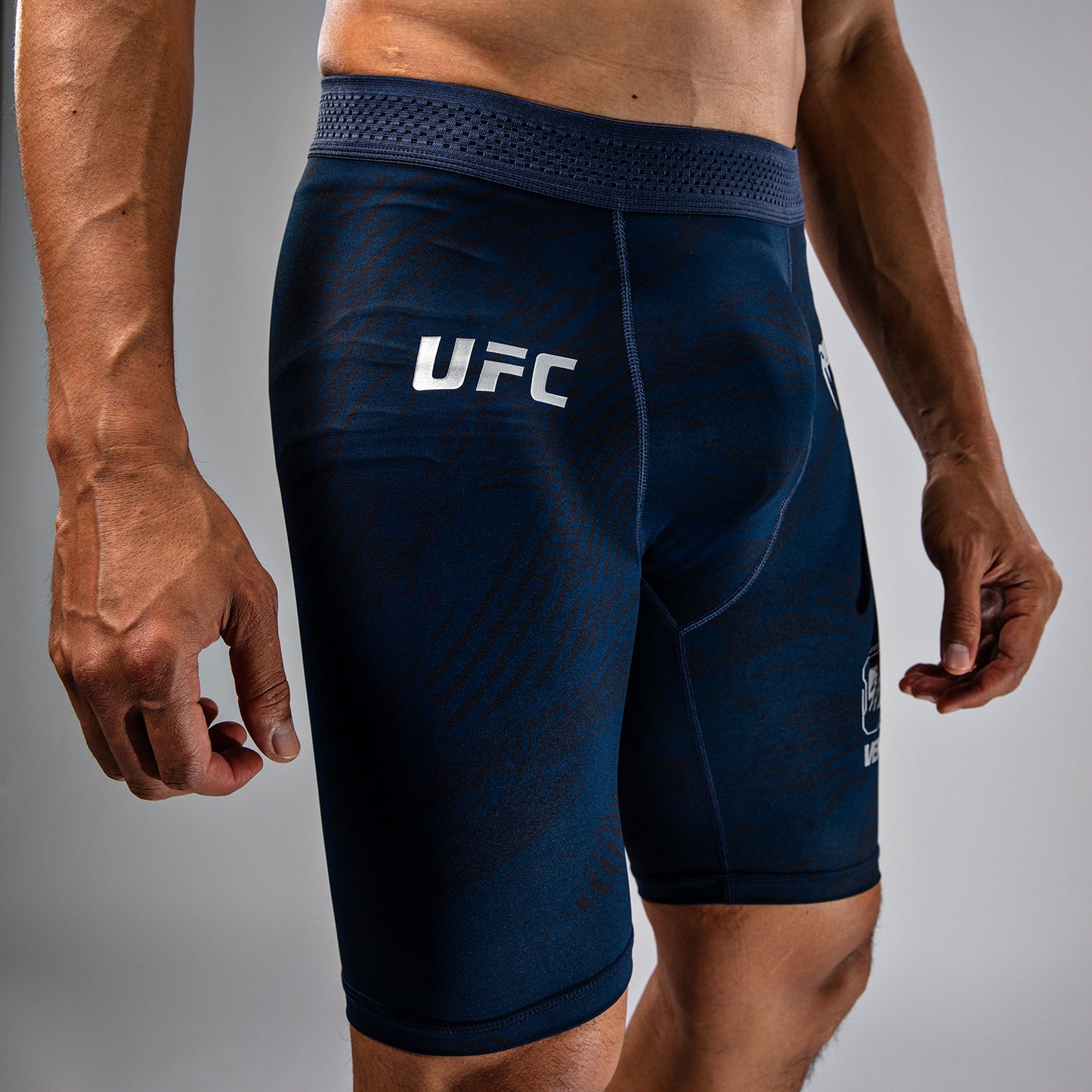 UFC Fusion by Venum Fight Week Vale Tudo Shorts para Hombre - Azul oceánico