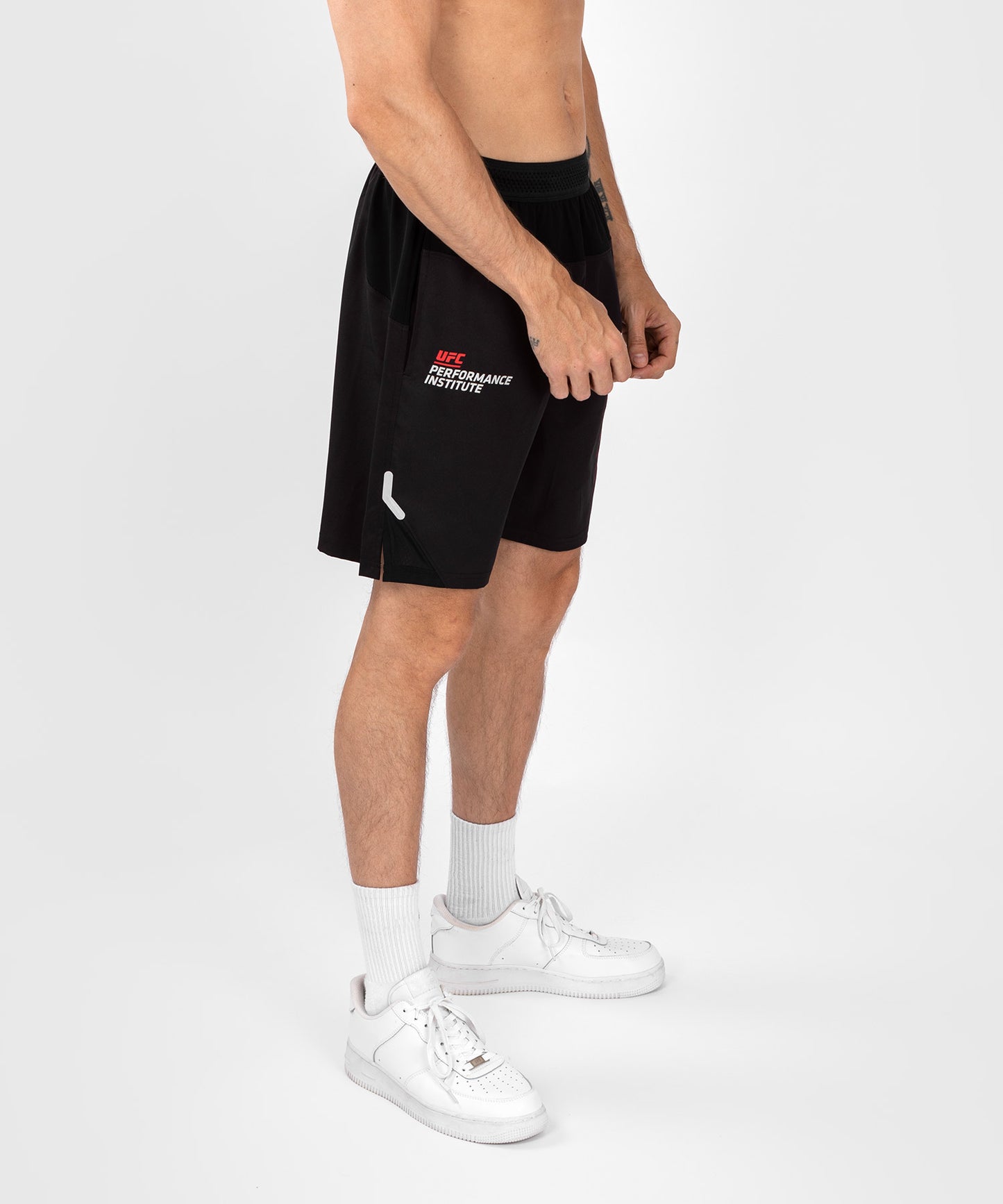 UFC Venum Performance Institute 2.0 Pantalones cortos de alto rendimiento para Hombre - Negro/Rojo