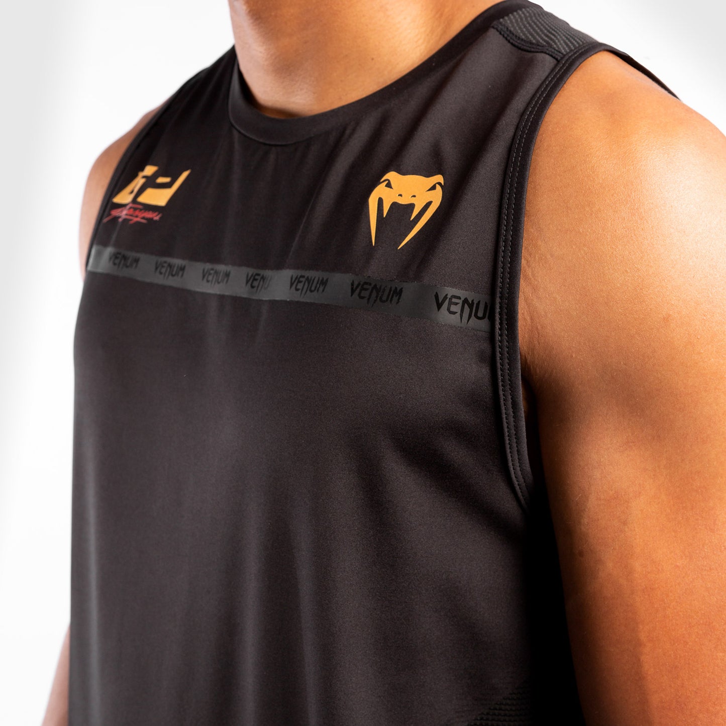 Venum Petrosyan 2.0 Camiseta de Tirantes Dry-Tech – Negro/Oro