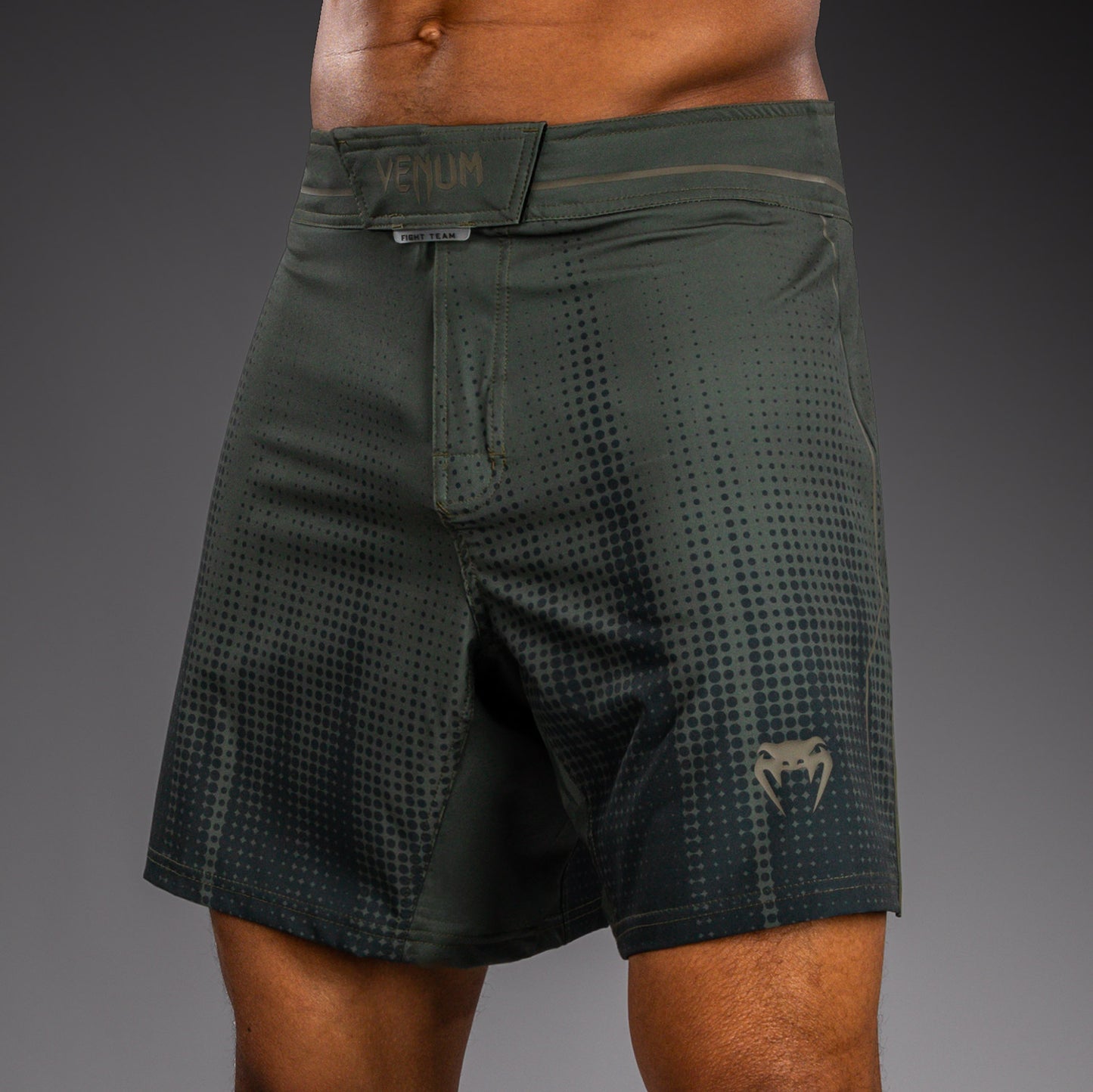 Venum Stealth Short de Combate – Caqui/Verde Oscuro
