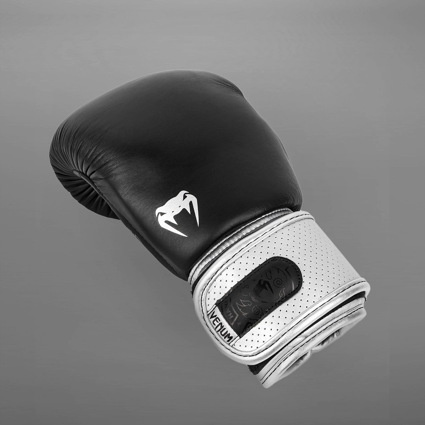 Guantes de boxeo Venum Power 2.0 - Negro/Dorado