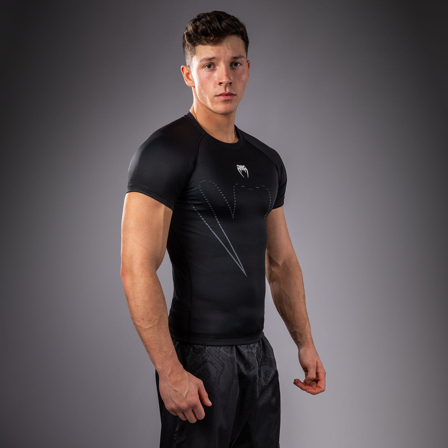 Venum Edge Rashguard Manga Corta – Negro/Arena