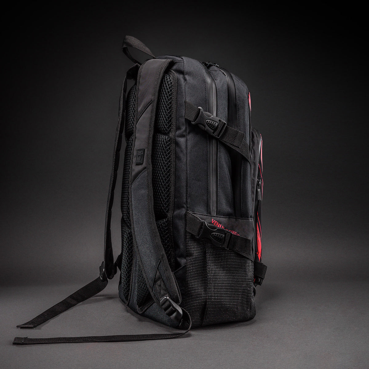Venum Amazonia Reborn Mochila (15-25 L) - Negro/Rojo