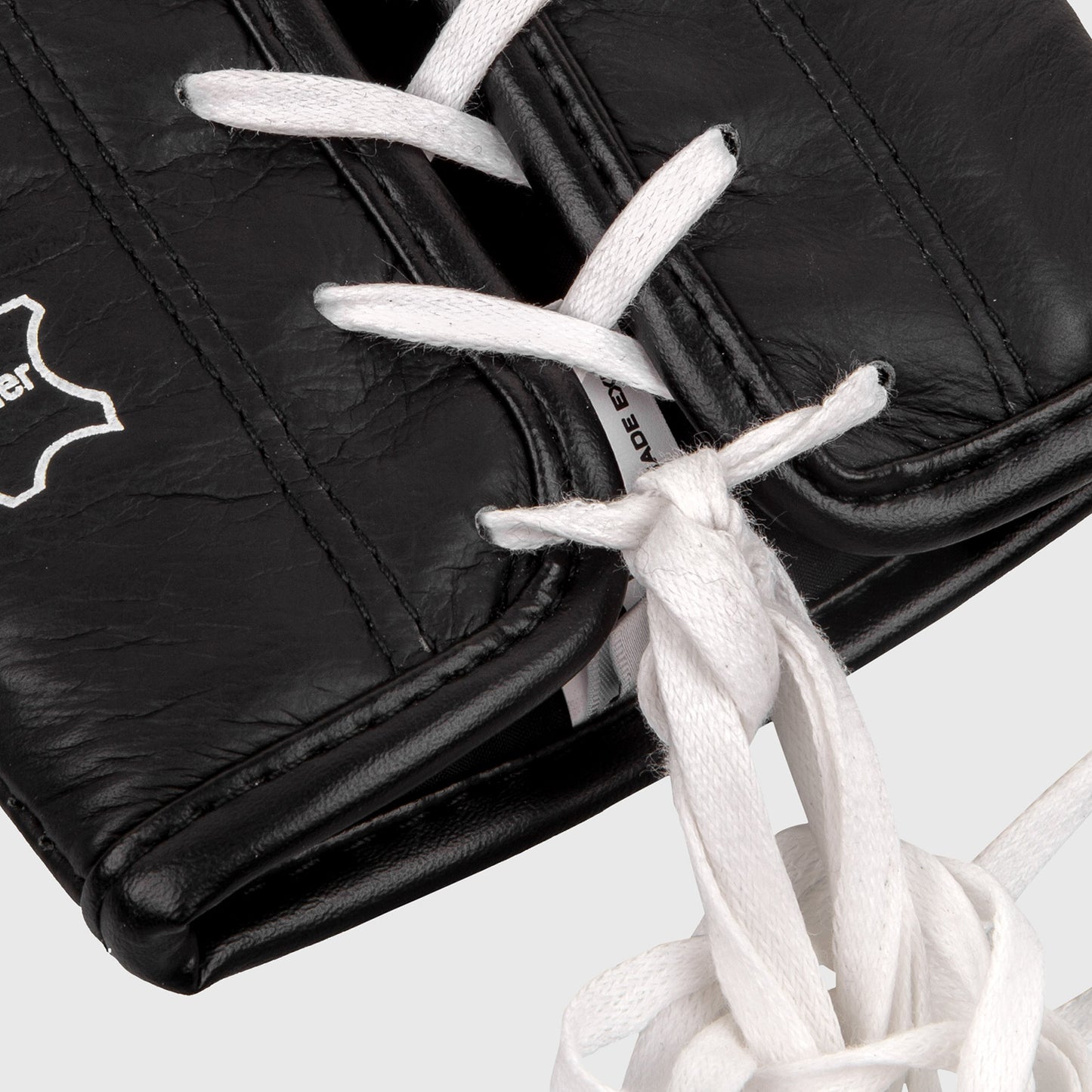 Guantes de boxeo profesionales Venum Hammer con cordones - Negro/Blanco