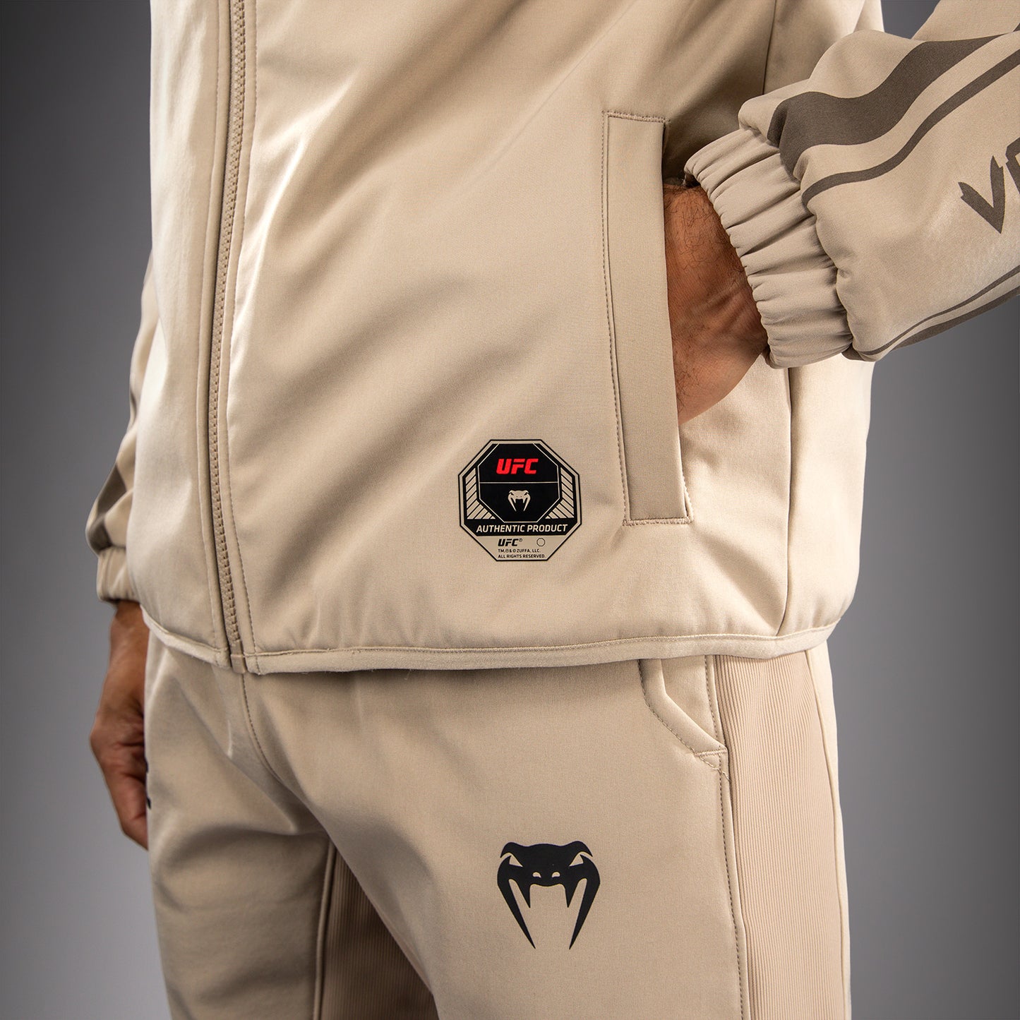 Venum UFC Unity by Venum Authentic Fight Week Sudadera con Capucha y Cremallera para Hombre - Arena