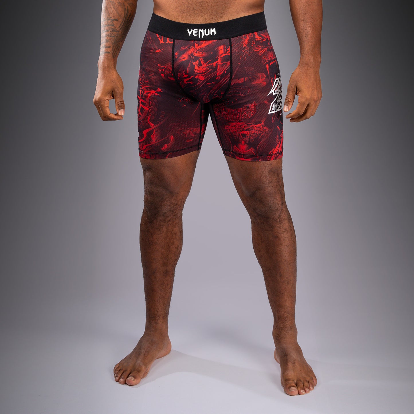 Venum 20th Anniversary Short de Compresión - Negro/Rojo