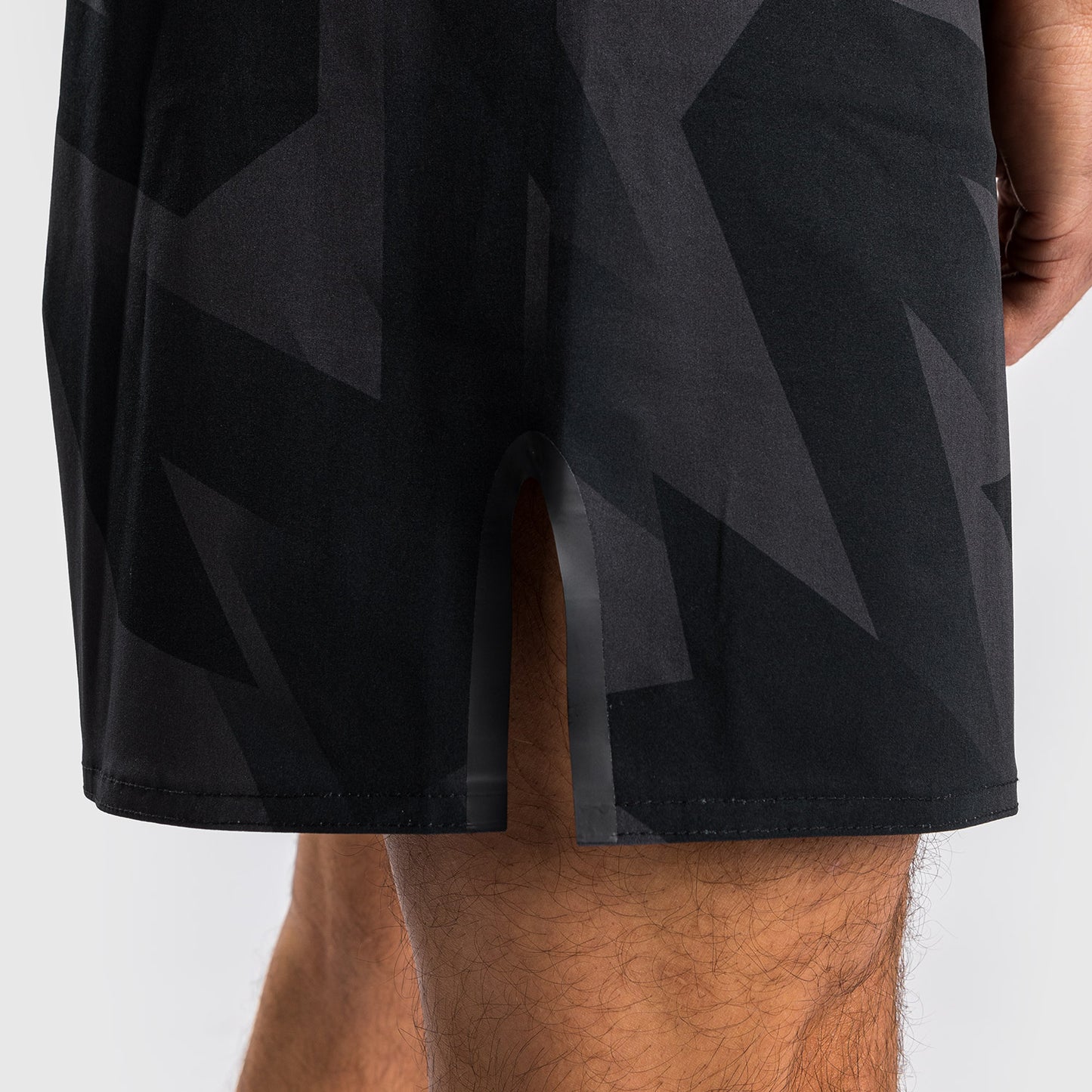 Pantalones Cortos de MMA Venum Razor - Negro/Oro