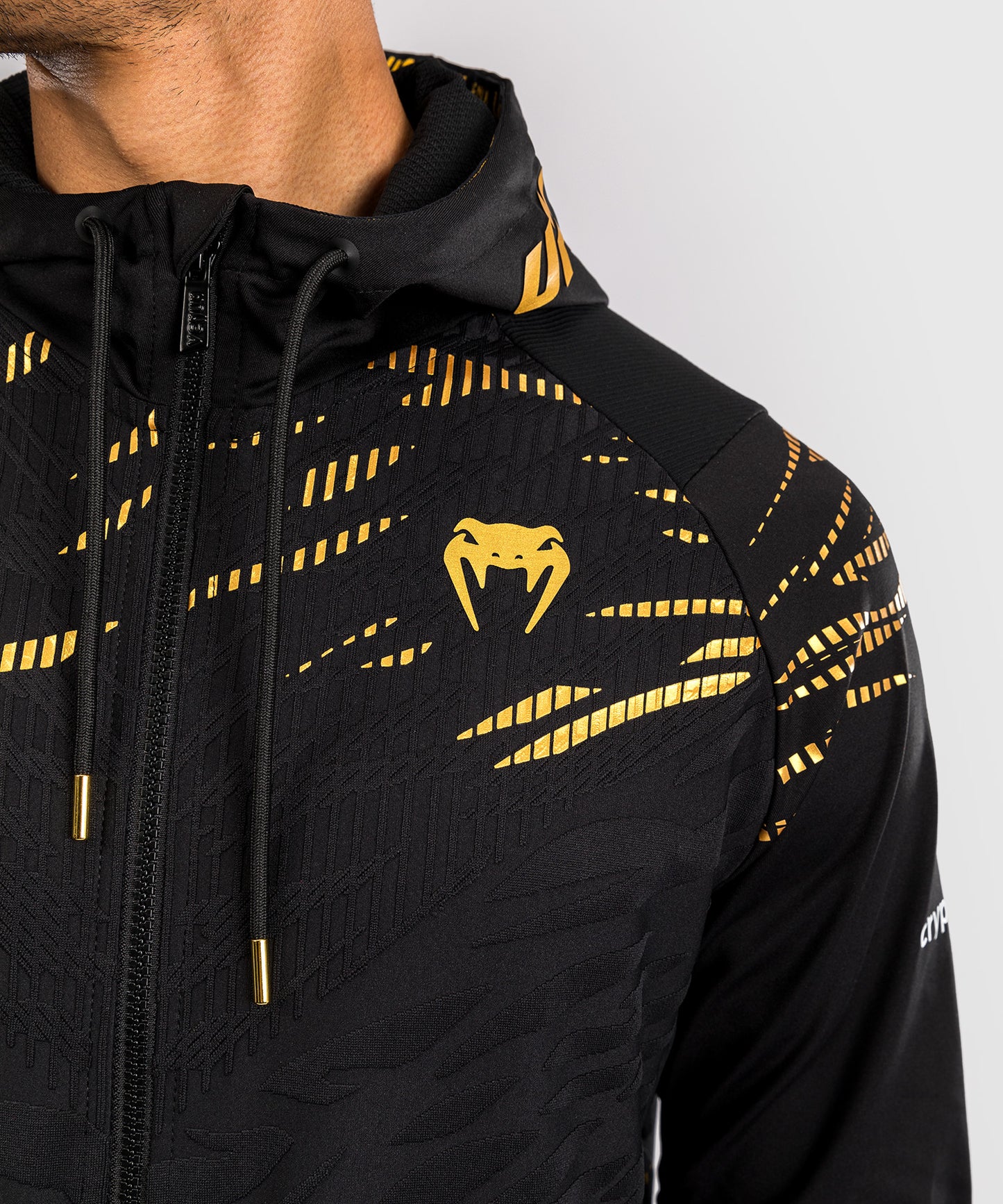 UFC Fusion by Venum Authentic Fight Night Sudadera con Capucha para Hombre - Champion