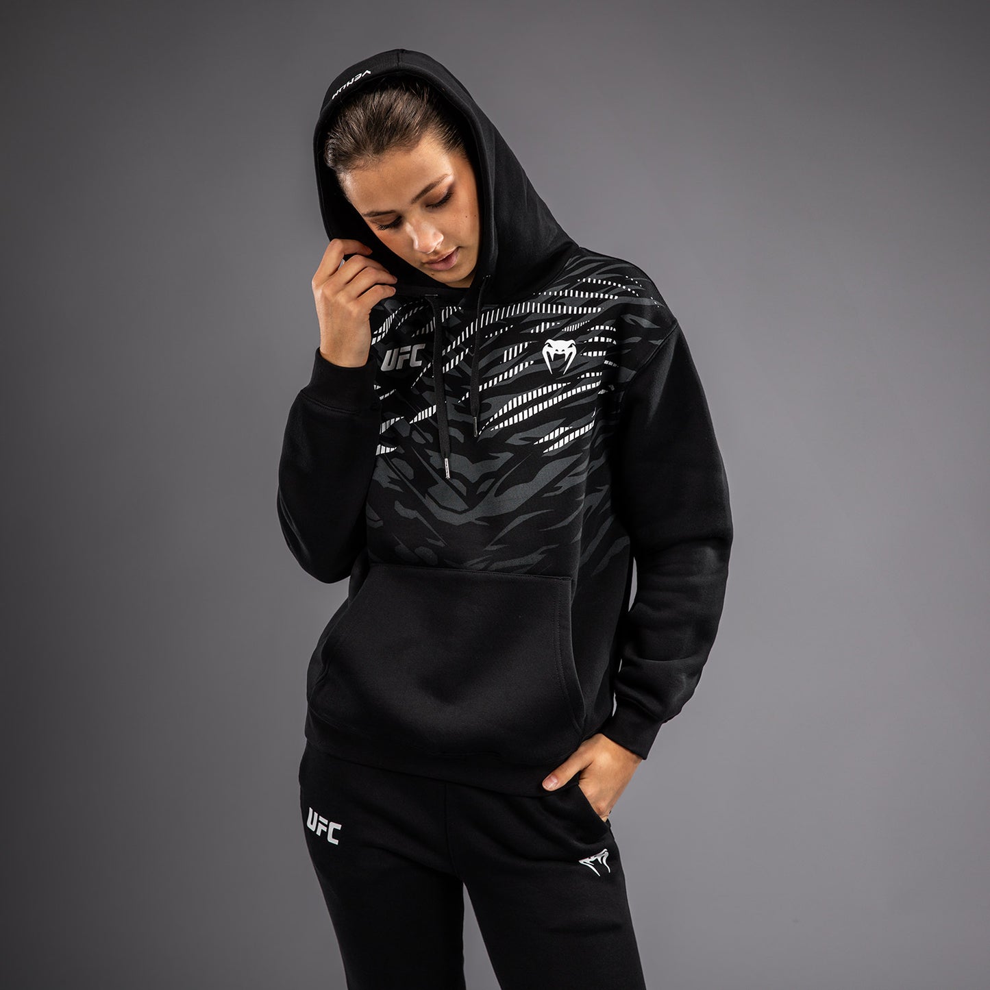 UFC Fusion by Venum Replica Sudadera con Capucha para Mujer - Negro
