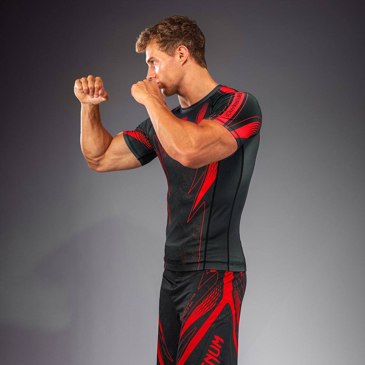 Venum Amazonia Reborn Camiseta de compresión de manga corta - Negro/Rojo