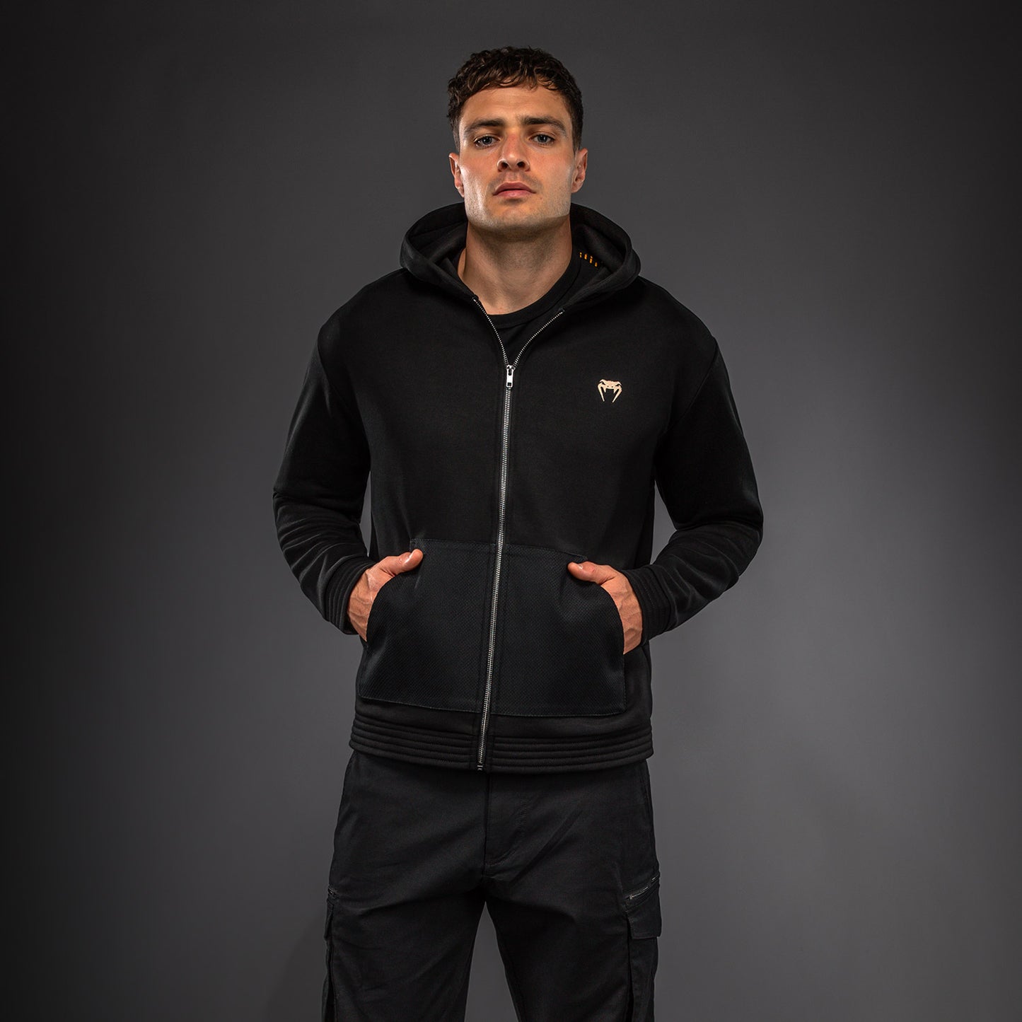 Venum Urban Gi Sudadera con Capucha con Cremallera – Negro