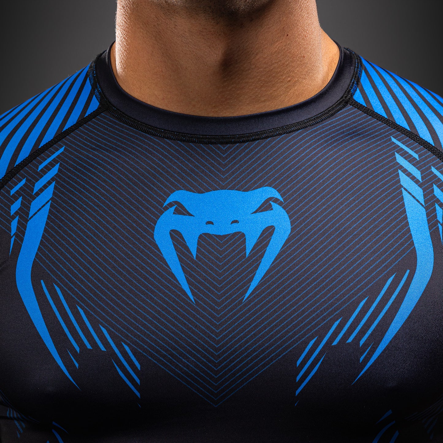 Venum No-Gi 6.0 Rashguard Manga Corta - Negro/Azul
