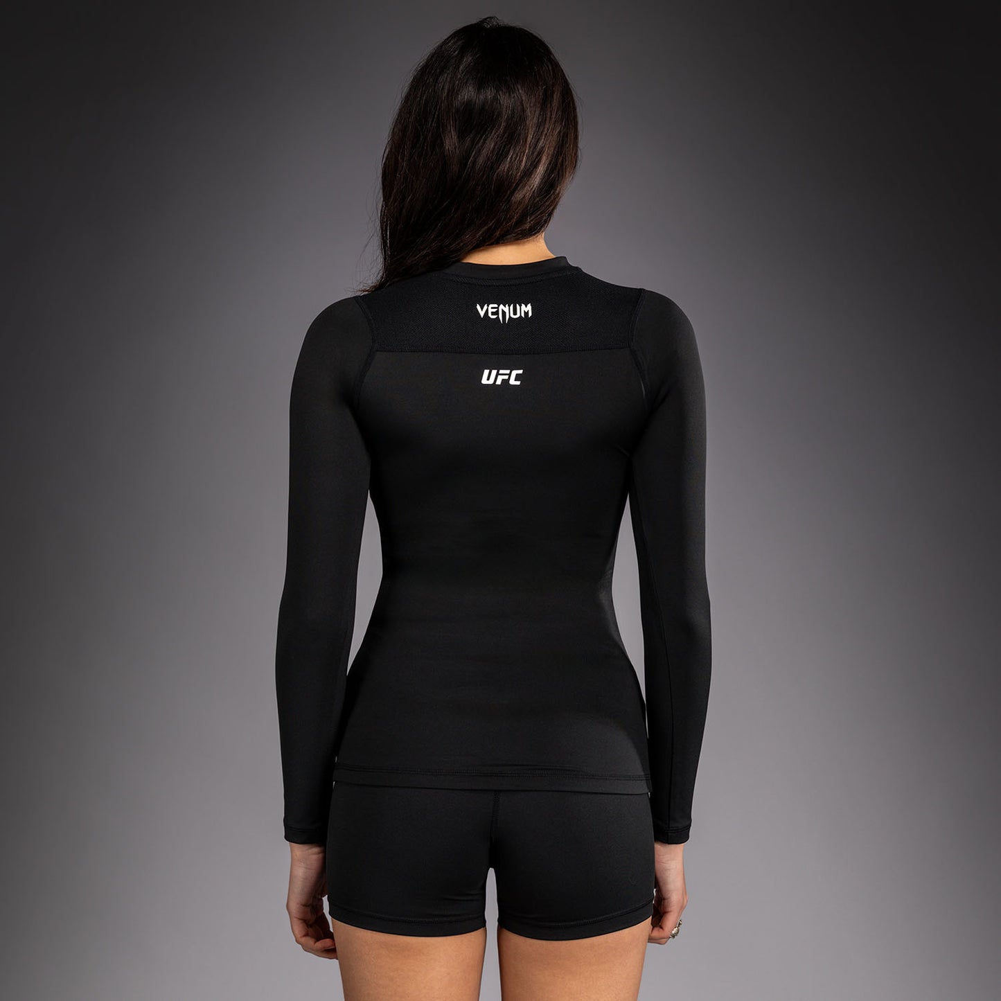 Venum UFC Unity by Venum Authentic Fight Week Rashguard Técnico de Manga Larga para Mujer - Negro