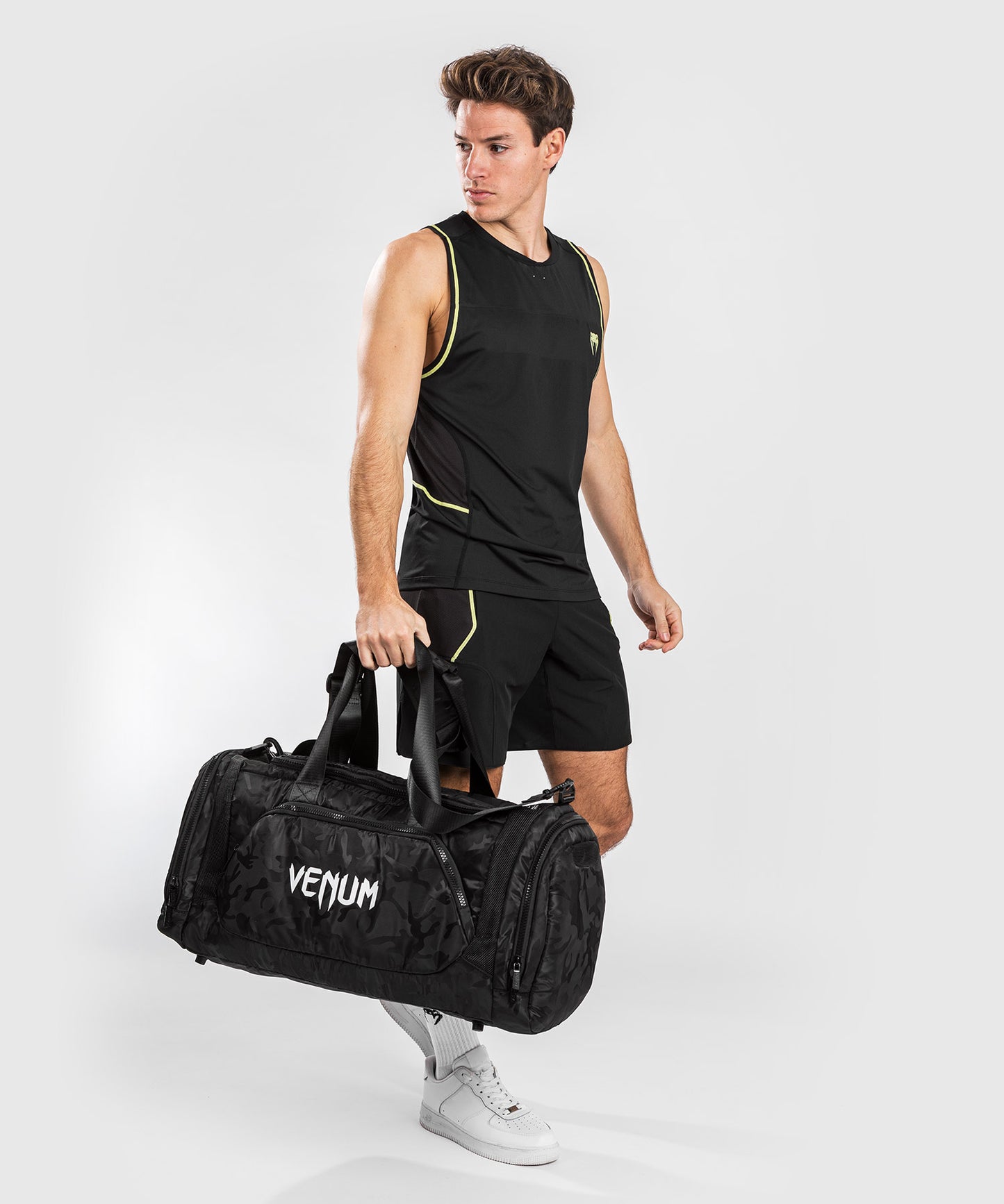 Venum Trainer Lite Bolsa de deporte- Negro/Camuflaje oscuro