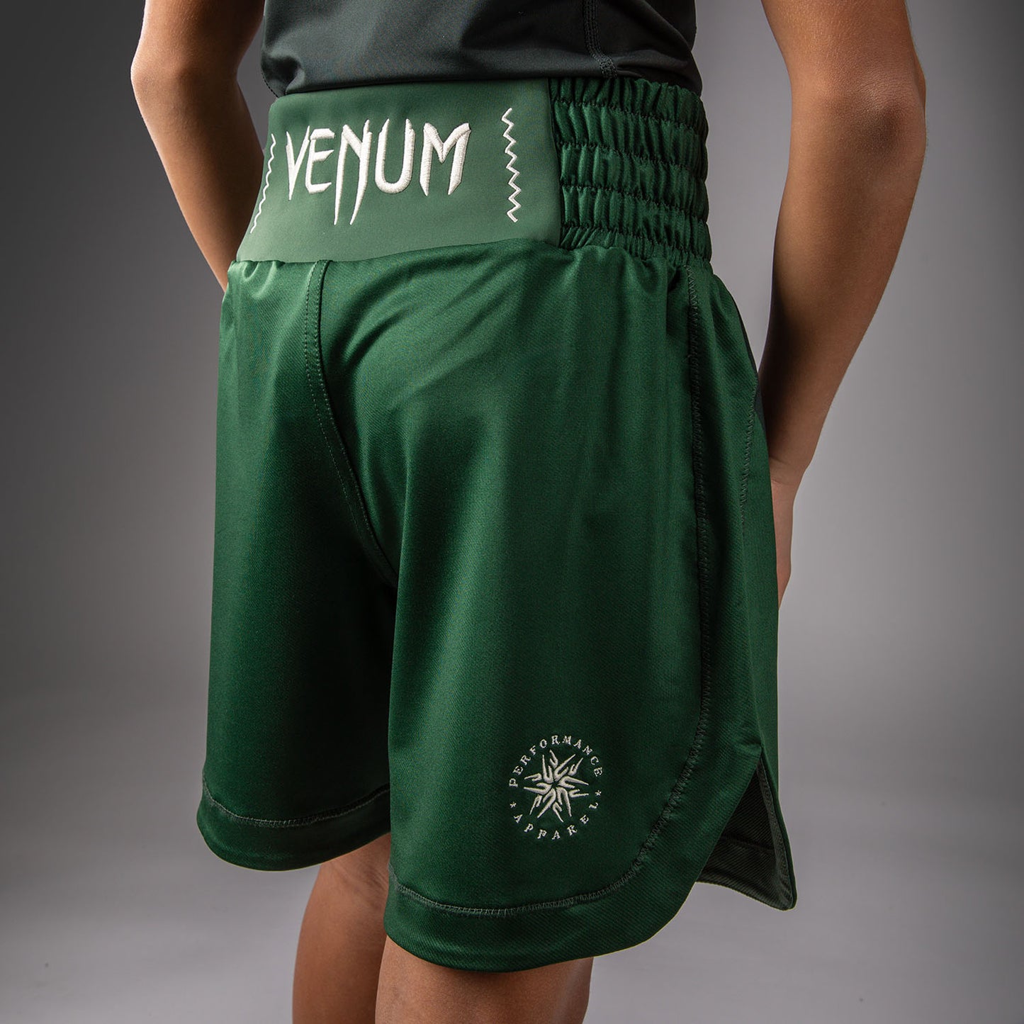 Venum Attack Pantalones Cortos de Boxeo Infantil - Verde Bosque/ Blanco Roto