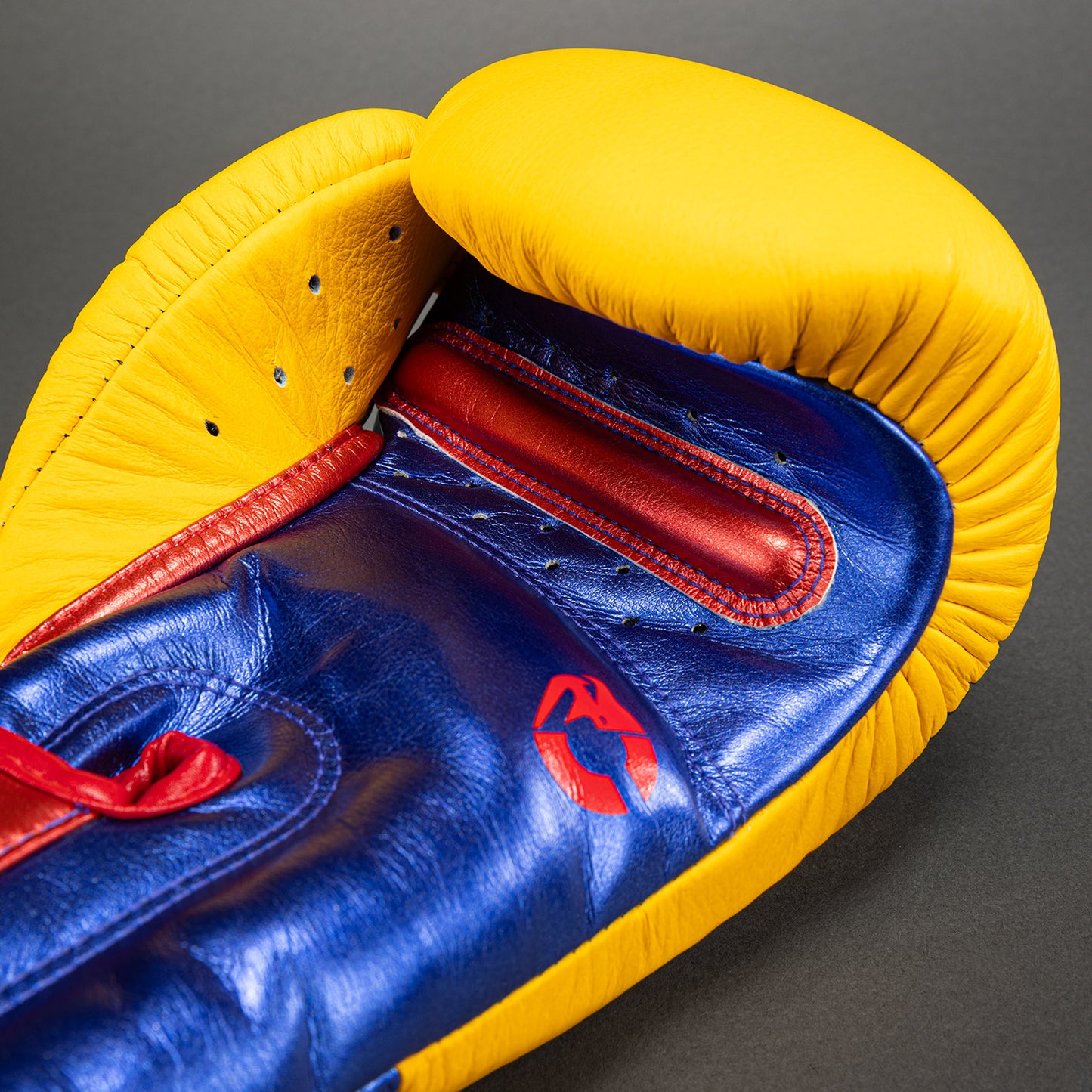 Guantes de Boxeo Venum Giant 3.0 - Amarillo/Azul/Rojo