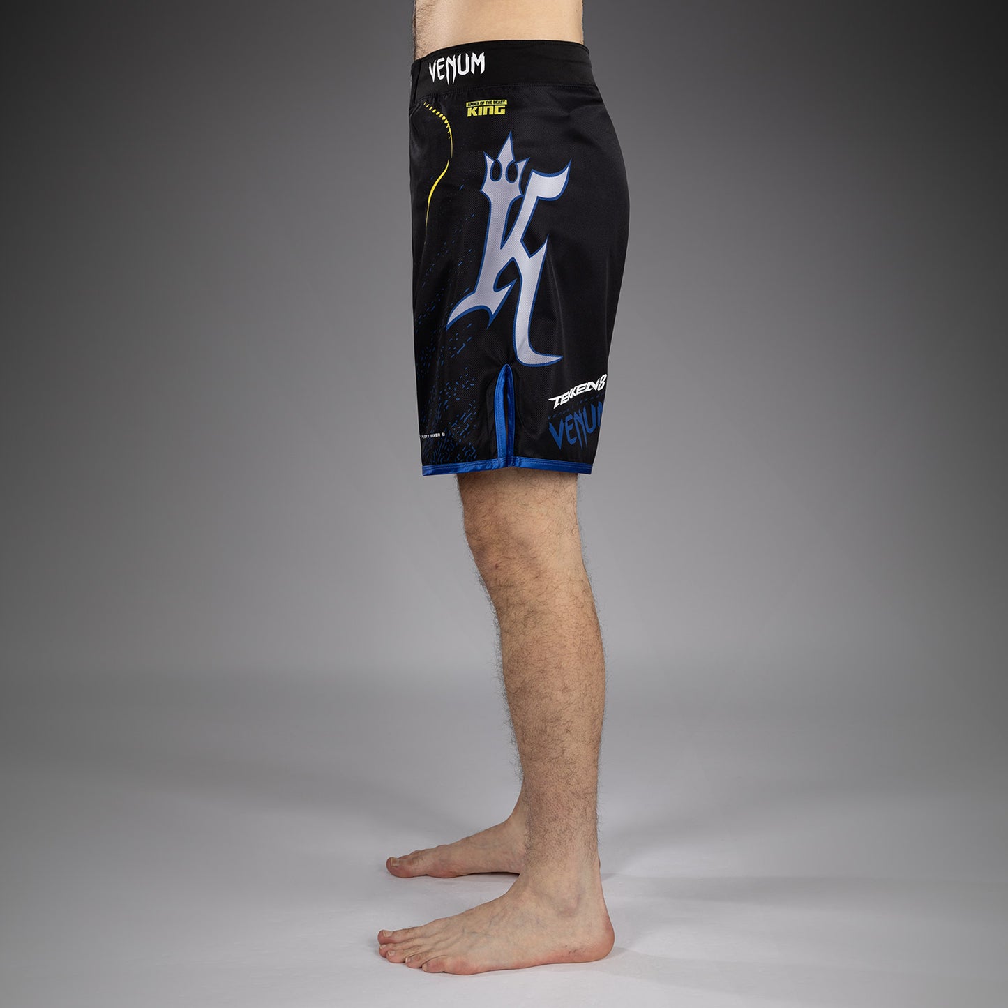 Venum x TEKKEN 8 Short de Combate King - Negro/Amarillo