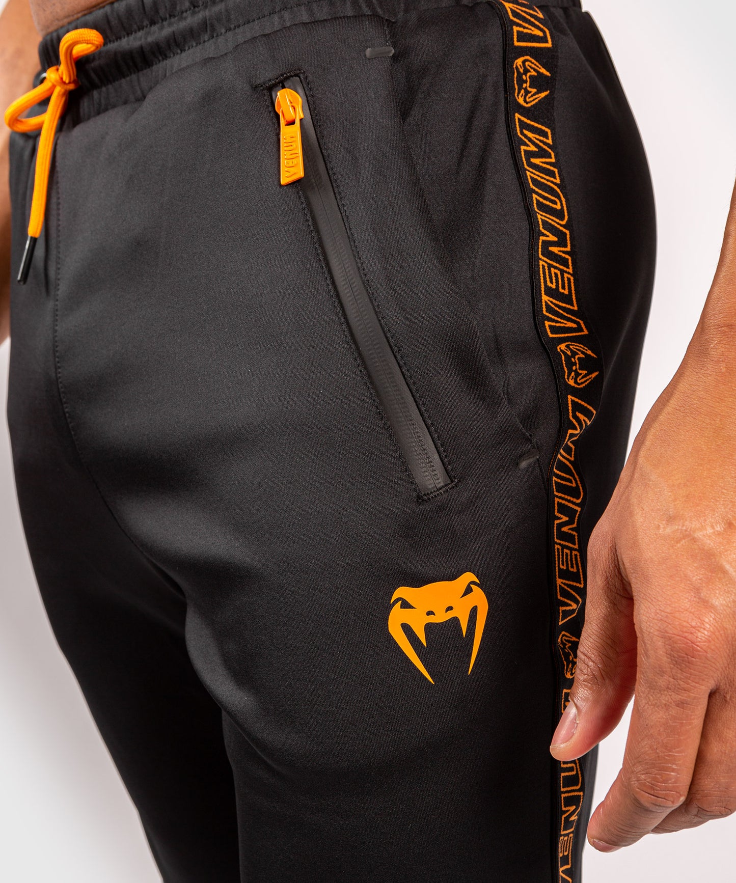 Pantalón de chándal Venum Club 212 - Negro/Naranja