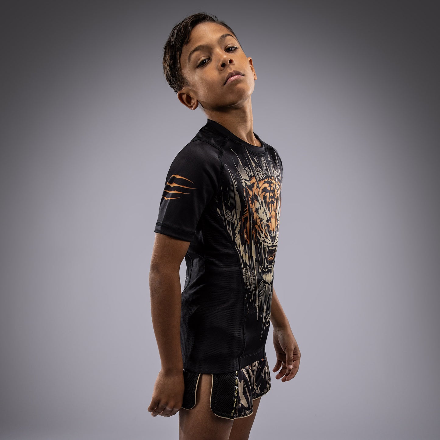 Venum Tiger Camiseta Rashguard de Manga Corta para Niños - Negro/Naranja Neón