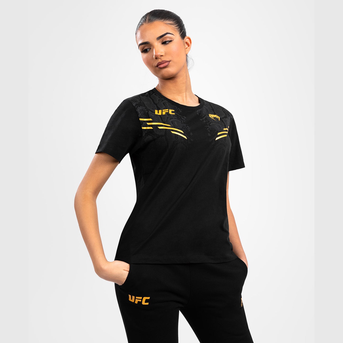 UFC Adrenaline by Venum Replica Camiseta de manga corta para Mujer - Champion