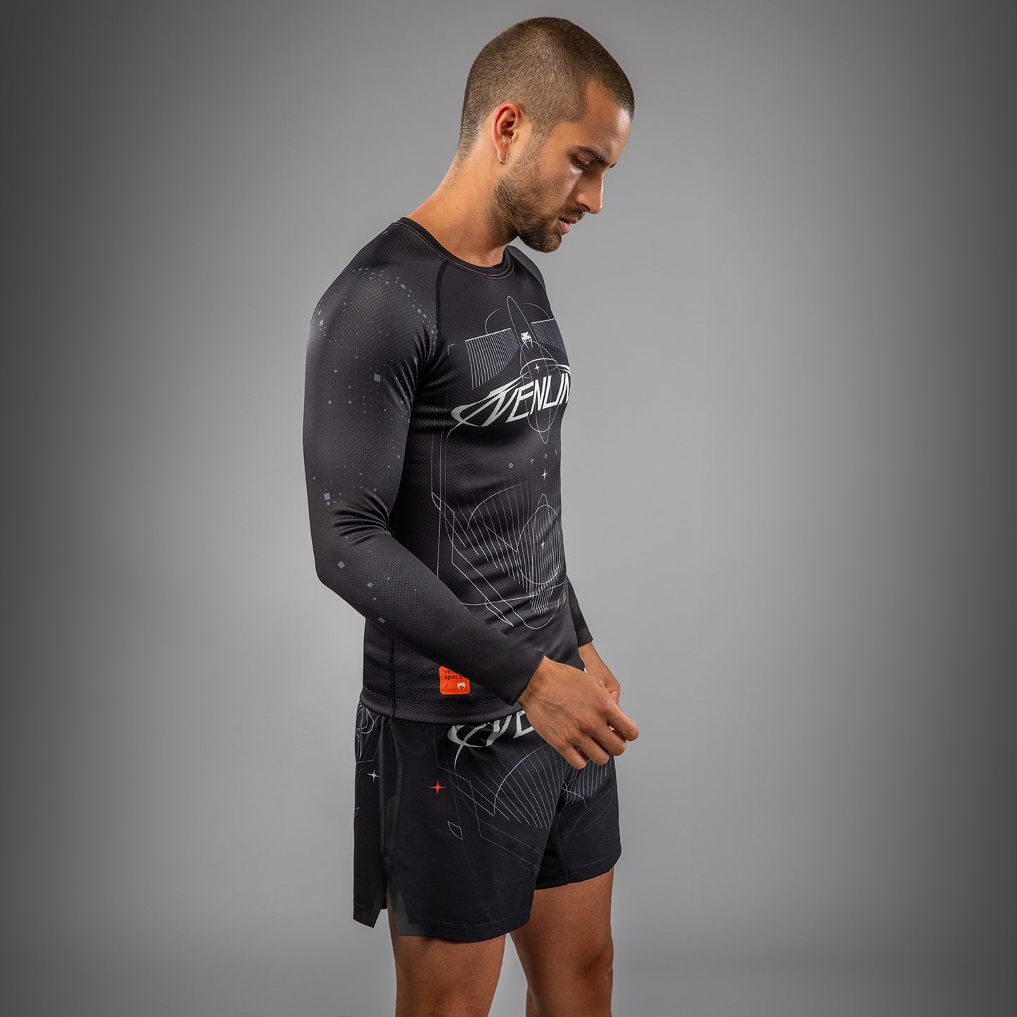 Venum Eclipse Rashguard Manga Larga – Negro/Marfil