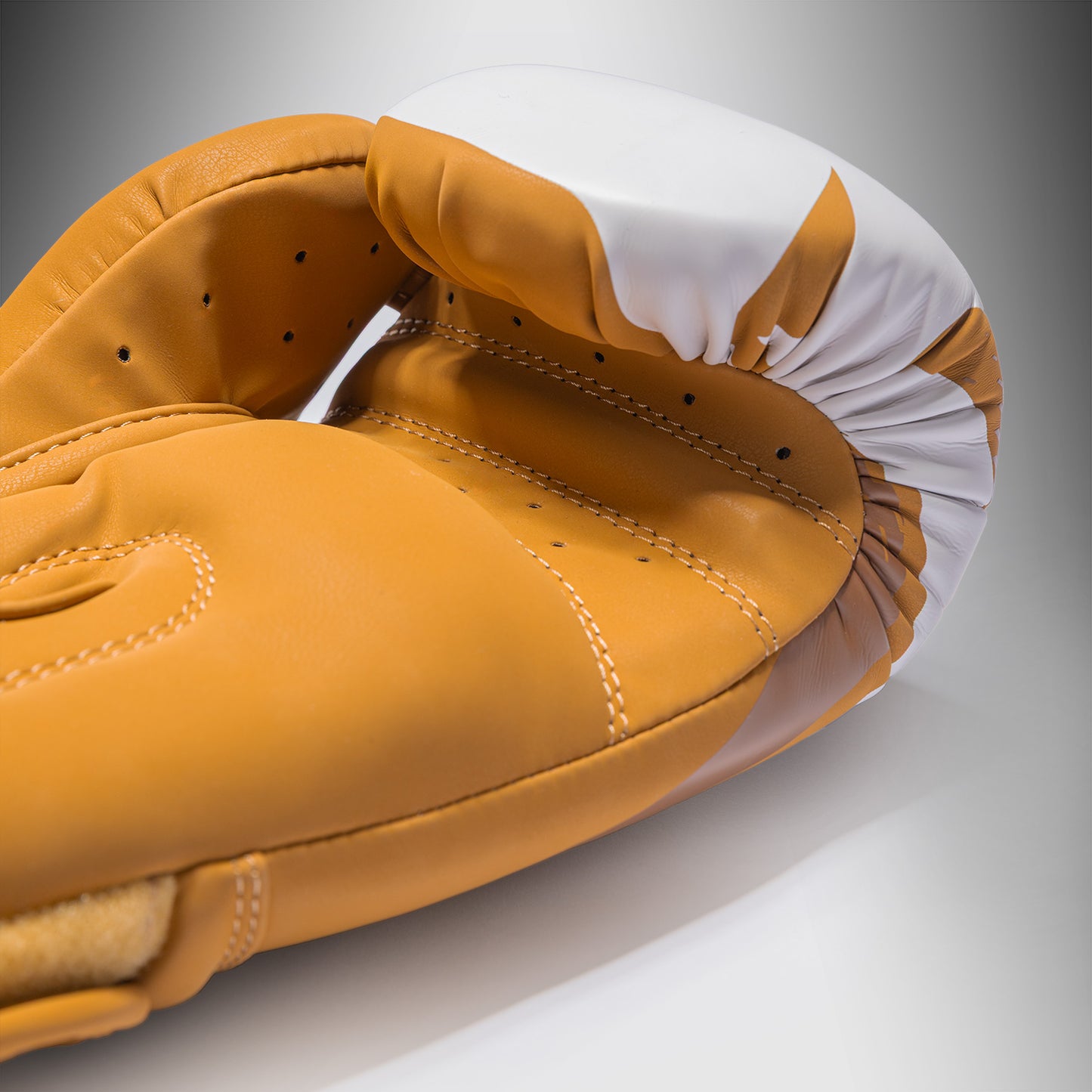 Venum Hurricane Guantes de Boxeo – Habana/Blanco