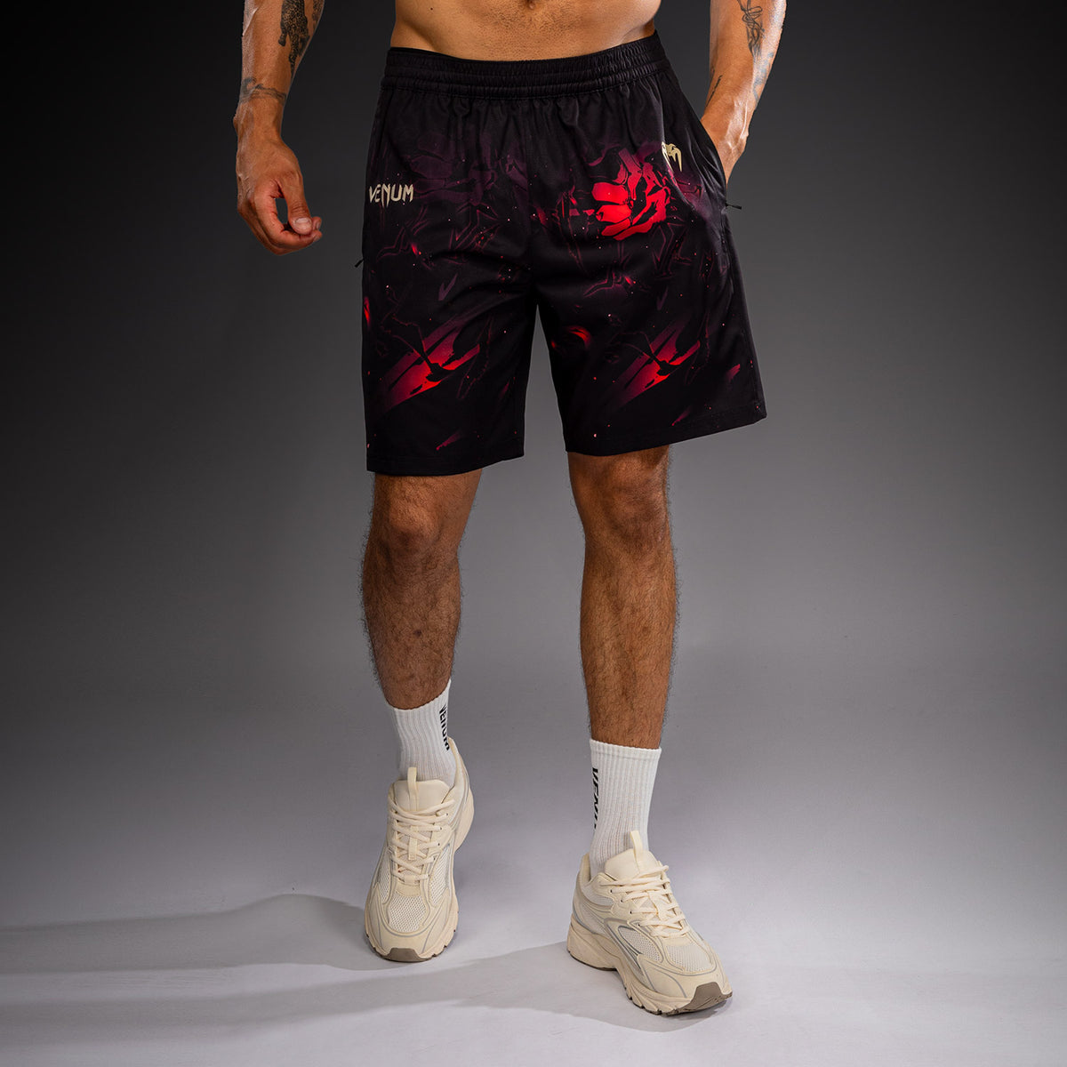 Jujutsu Kaisen x Venum Itadori Short de Entrenamiento – Negro/Rojo