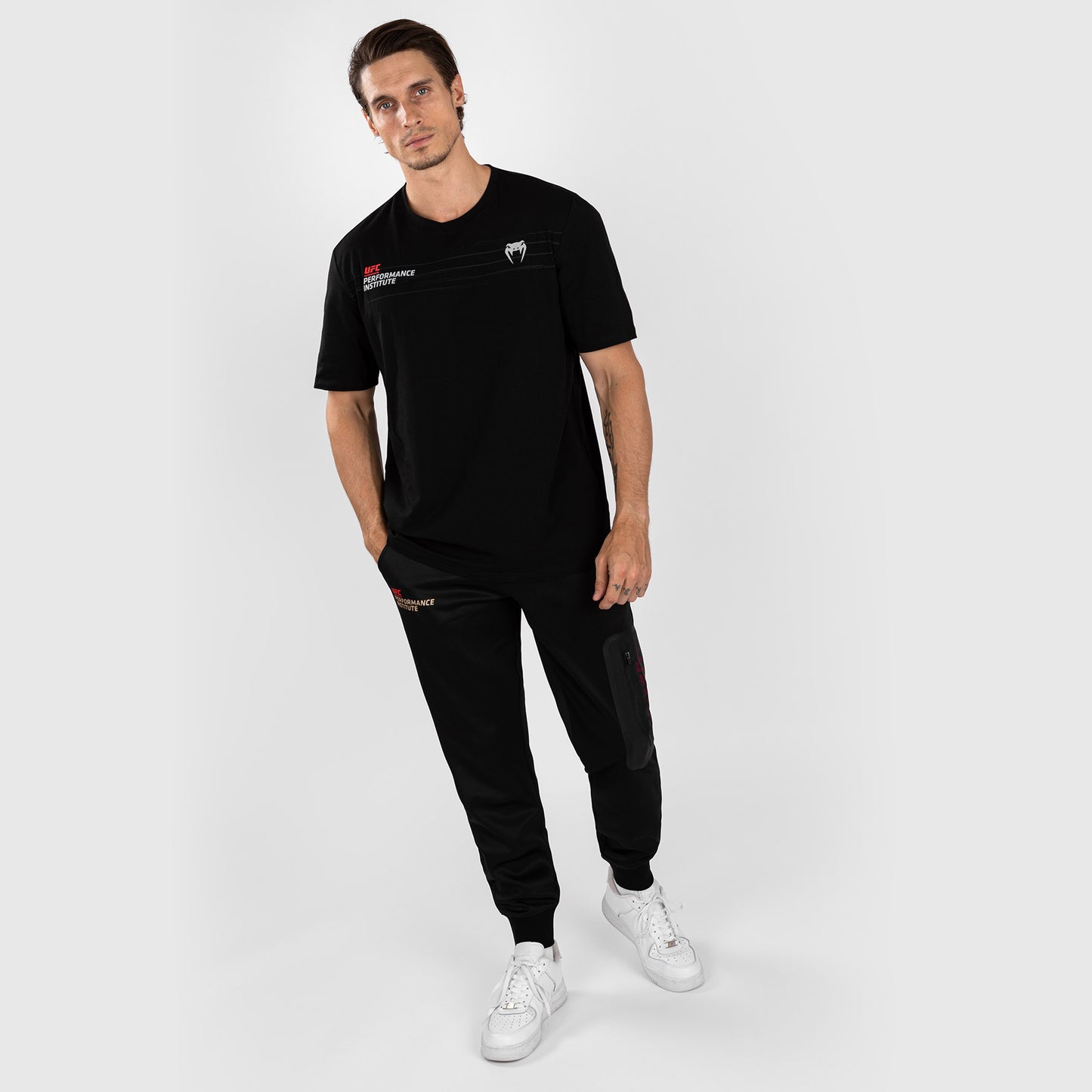 UFC Venum Performance Institute 2.0 Camiseta para Hombre - Negra/Roja