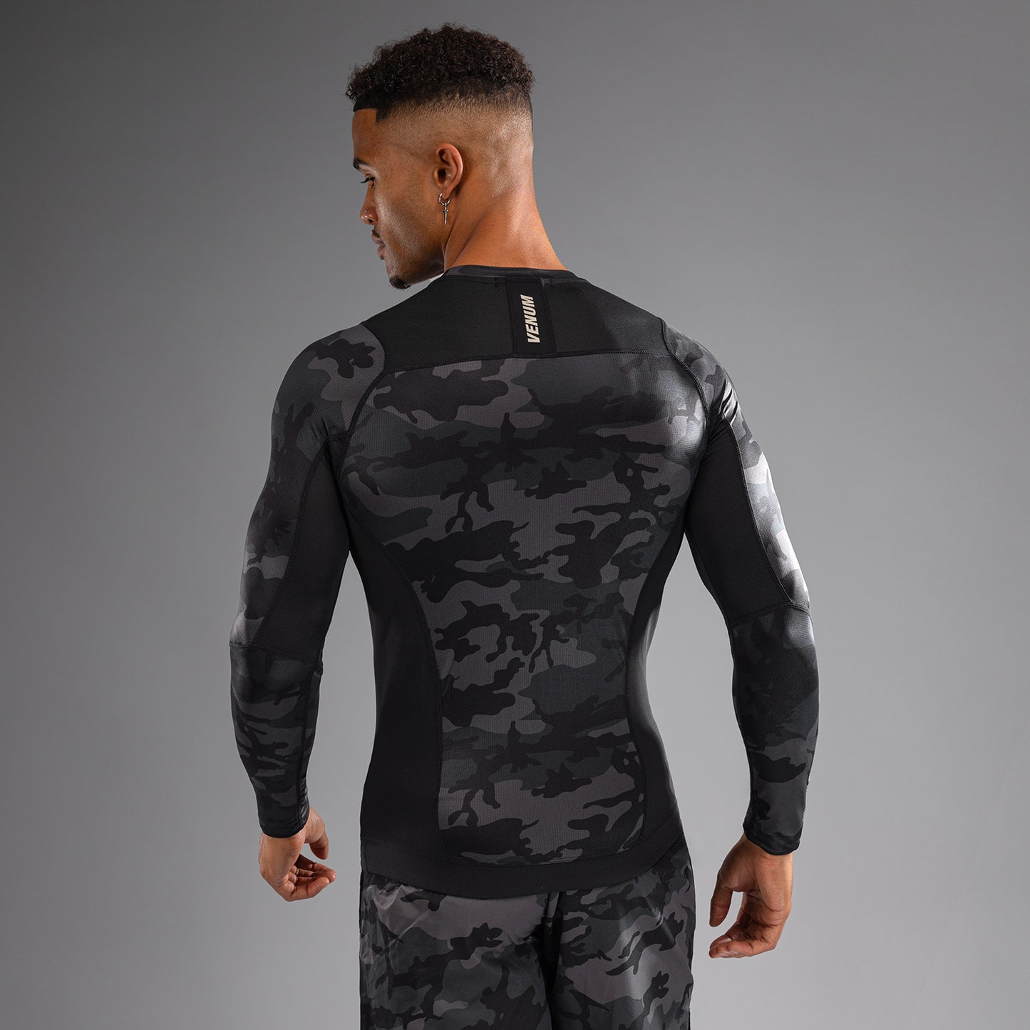 Venum G-Fit Air Rashguard de Manga Larga para Hombre - Camuflaje Urbano Digital