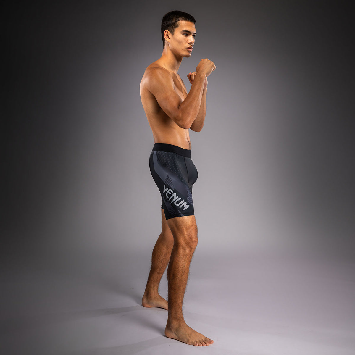 Venum No-Gi 6.0 Pantalón Corto de Compresión - Negro/Gris
