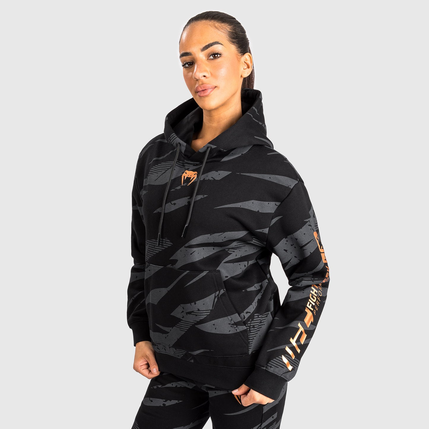 UFC Adrenaline By Venum Fight Week Sudadera Con Capucha para Mujer - Urban Camo
