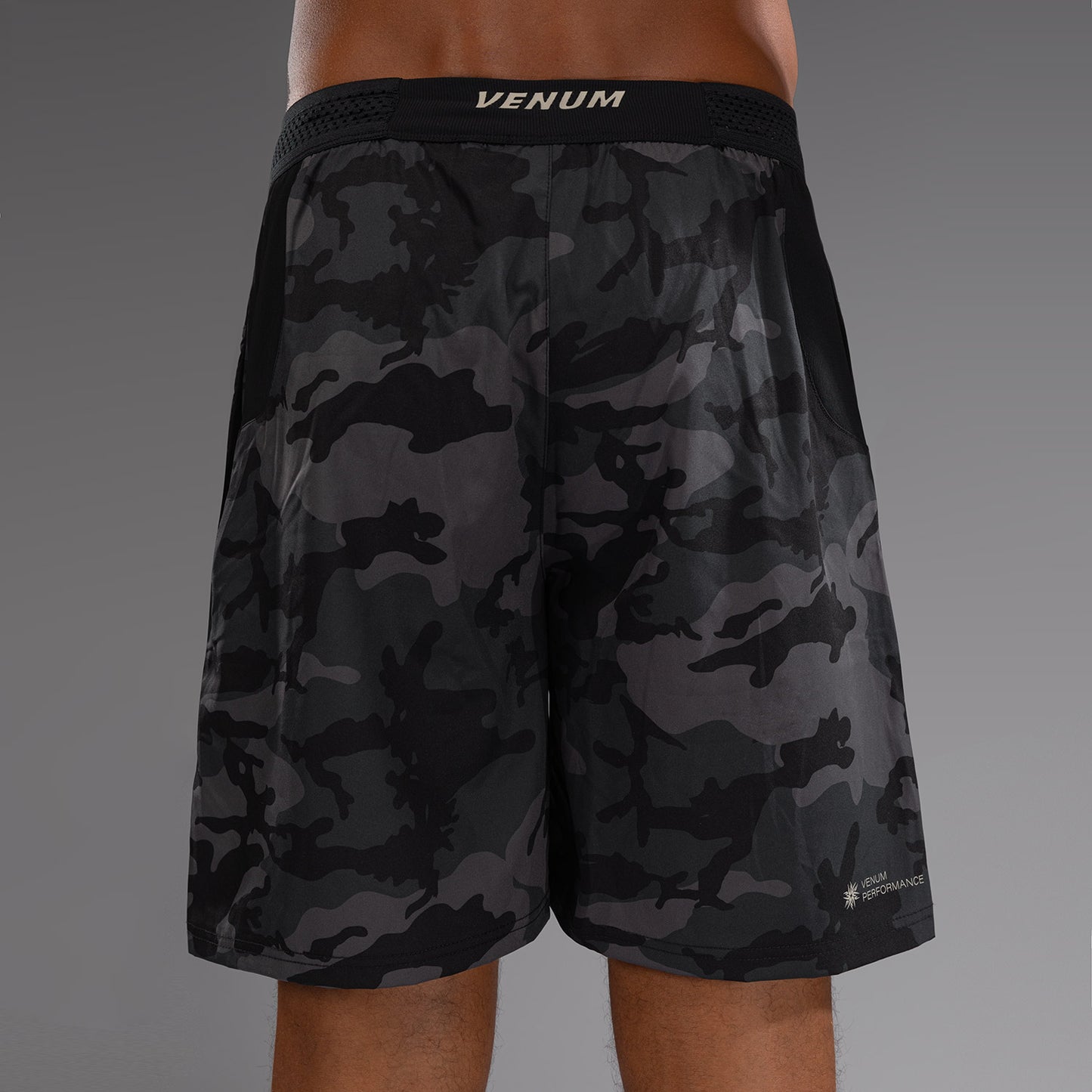 Venum G-Fit Air Pantalones Cortos de Entrenamiento para Hombre - Camuflaje Digital Urbano