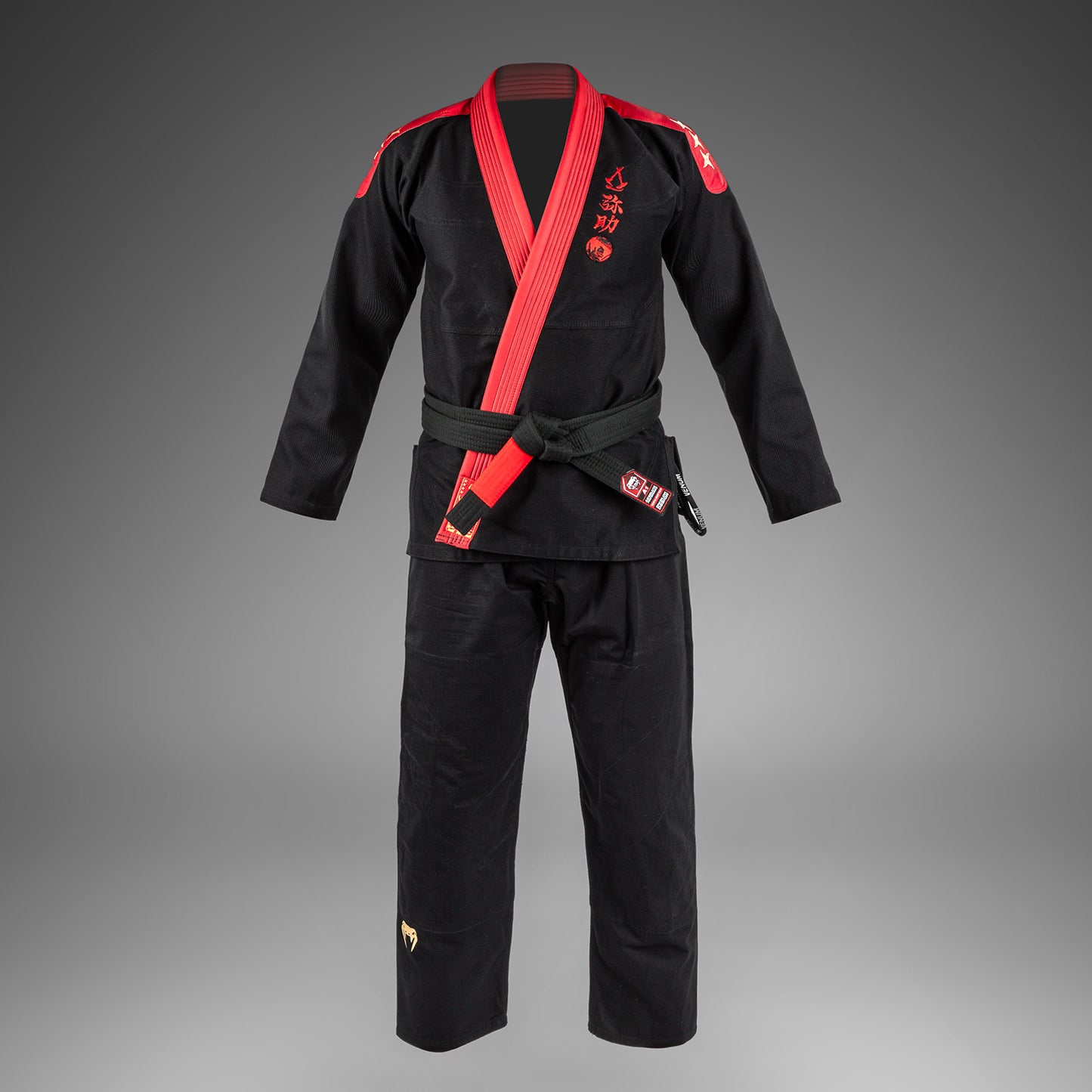Venum x Assassin’s Creed Shadows BJJ Gi - Borgoña/Negro