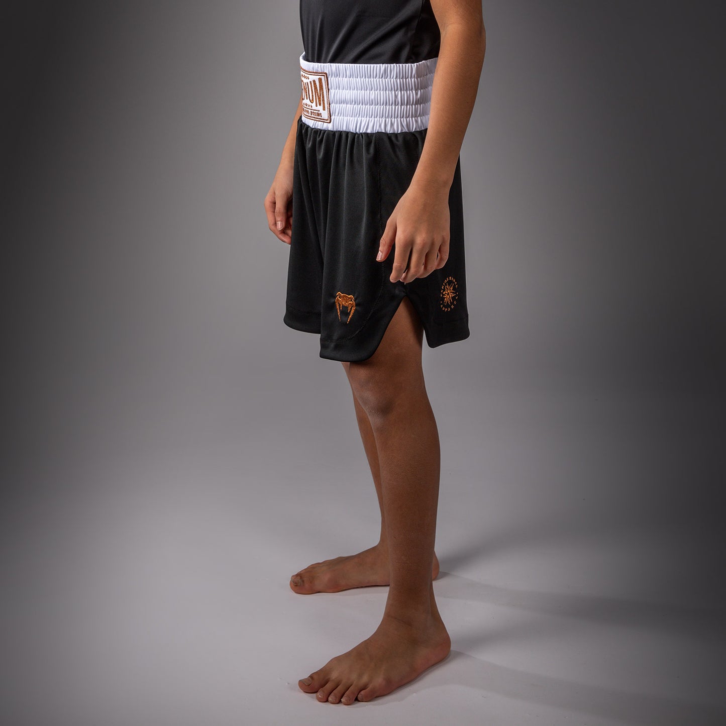 Venum Classic Short de Boxeo Para Niños – Negro/Oro