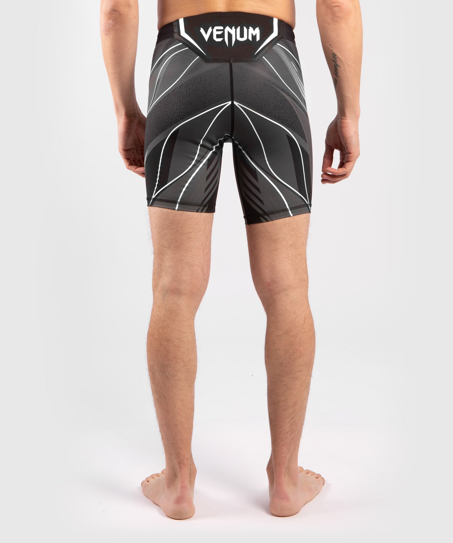 Pantalón De Vale Tudo UFC Venum Authentic Fight Night – Modelo Corto - Negro